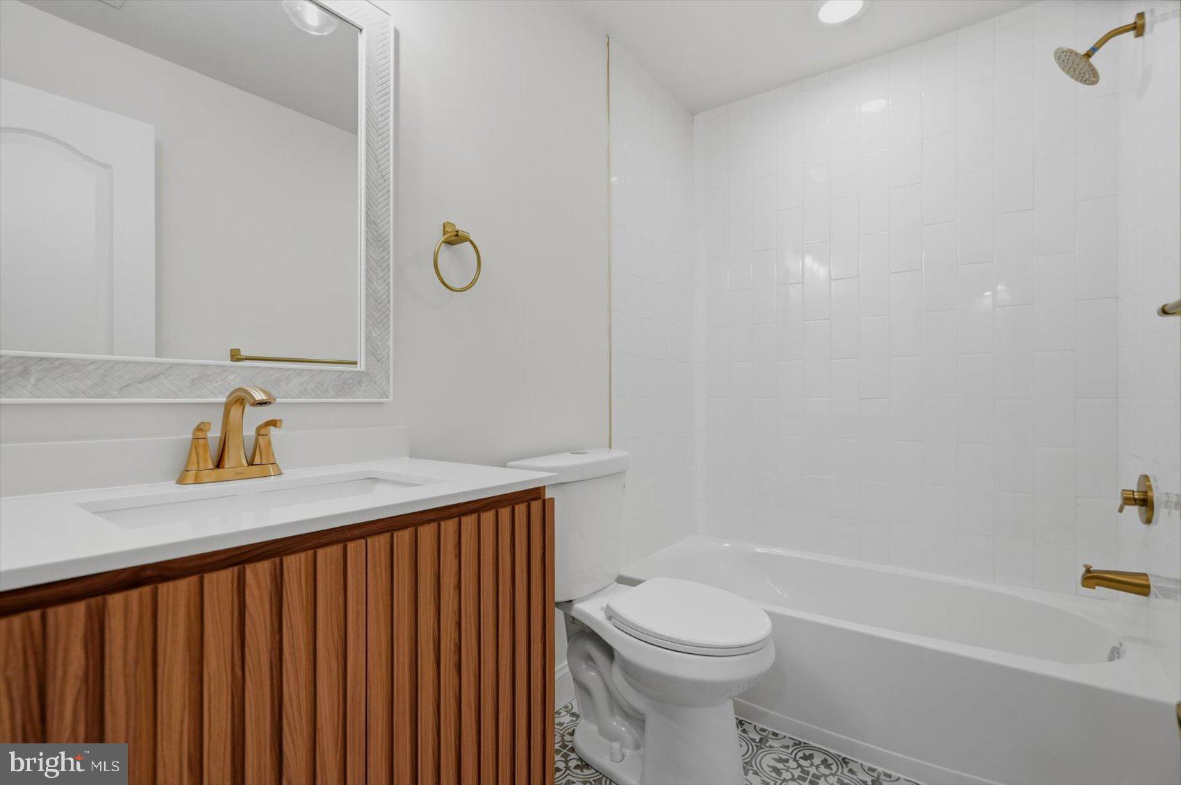 DEARBOUGHT - Residential
