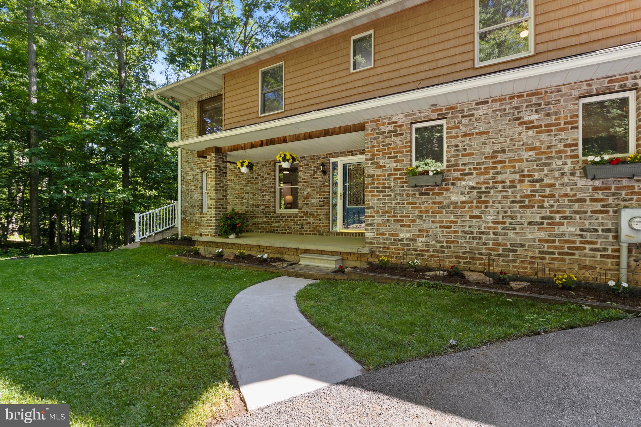BROOK VALLEY FARMS - Residential
