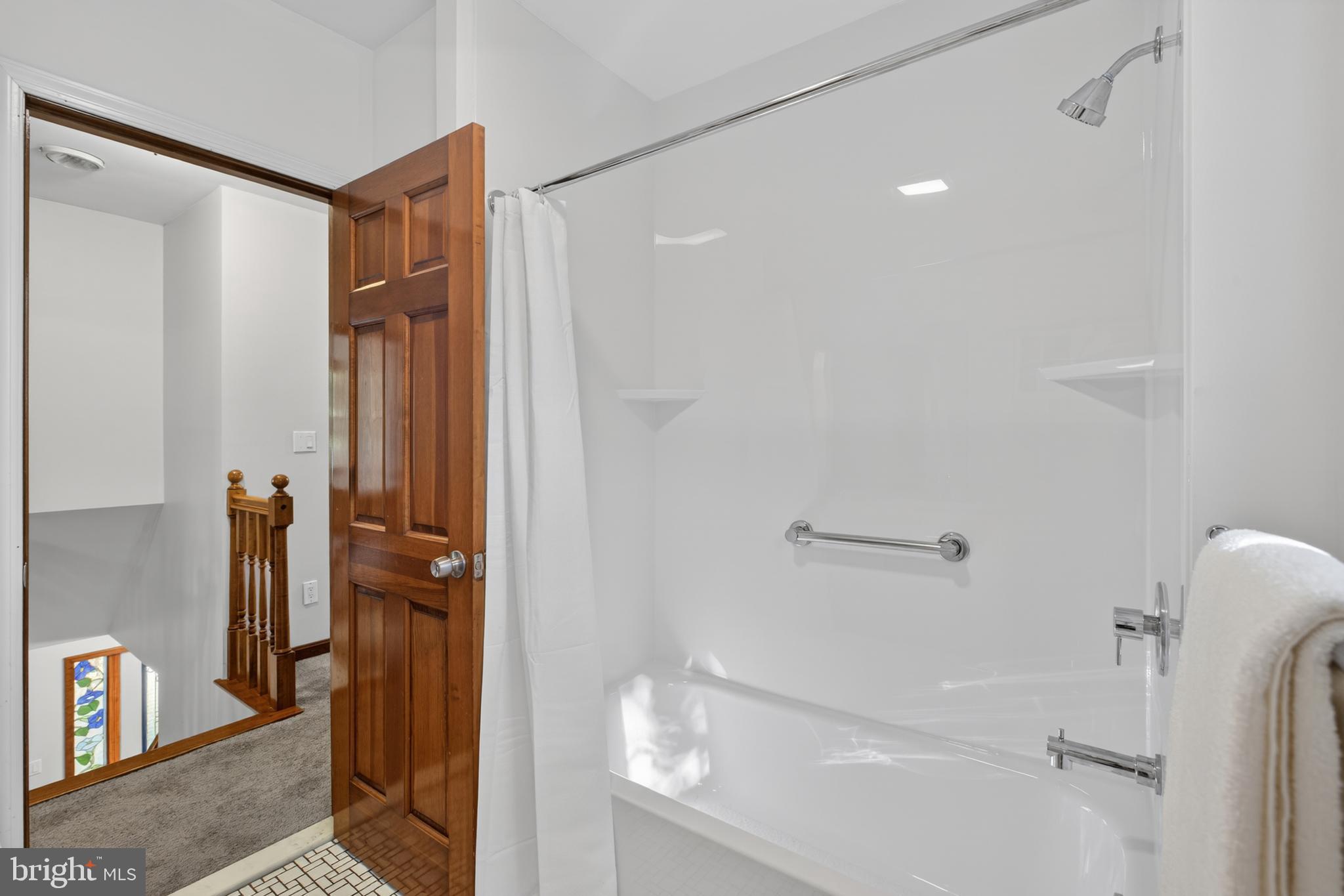 BROOK VALLEY FARMS - Residential