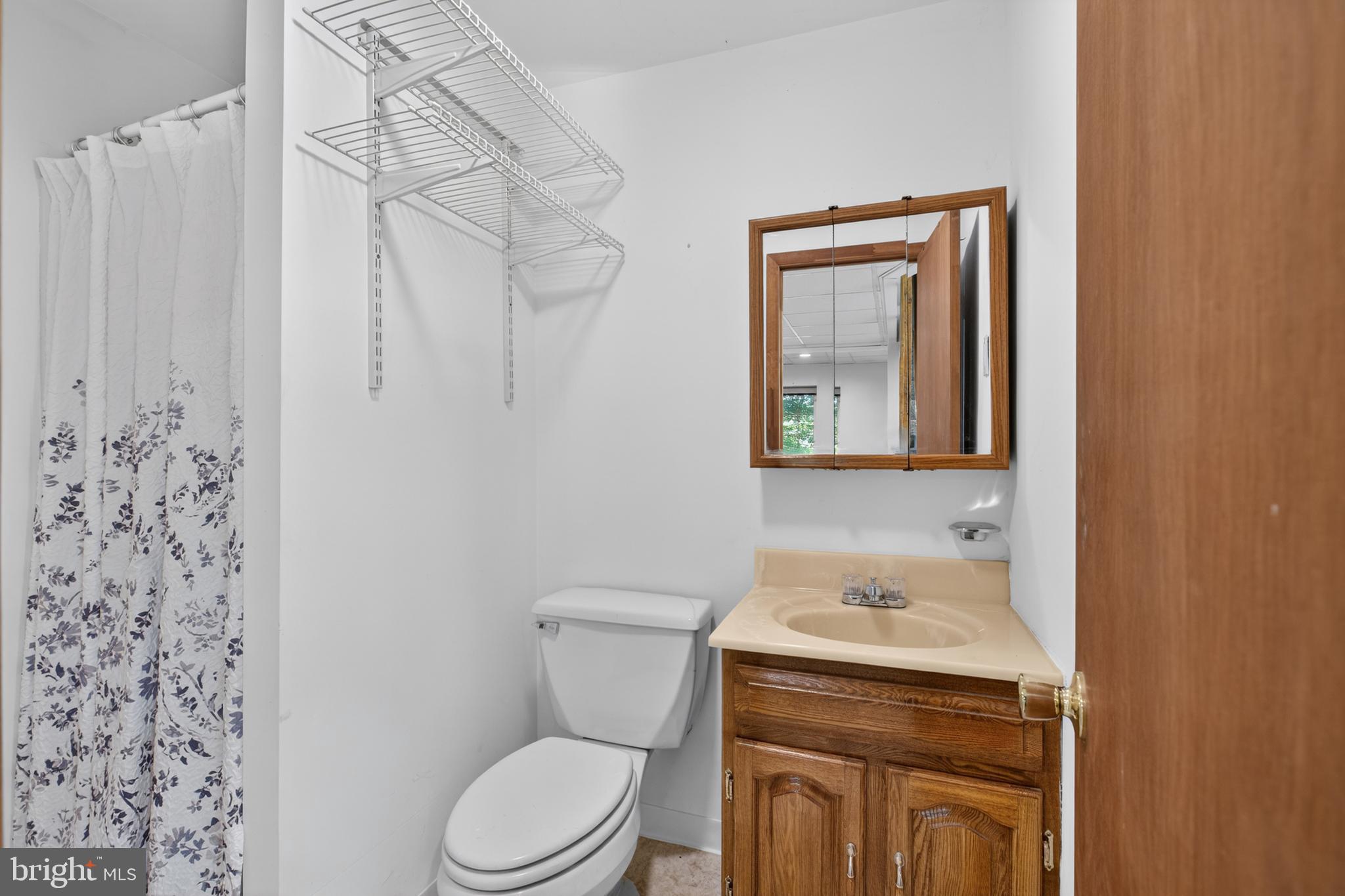 BROOK VALLEY FARMS - Residential