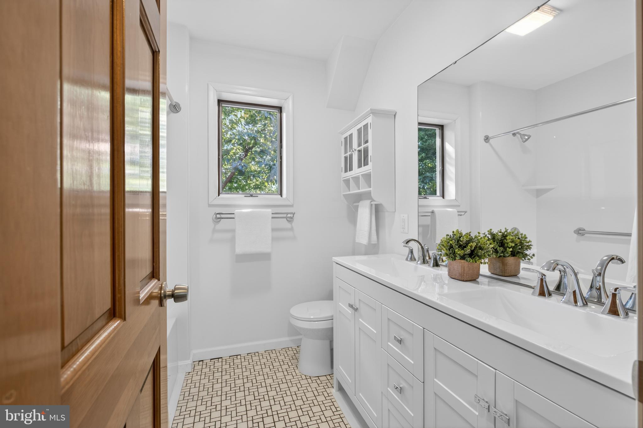 BROOK VALLEY FARMS - Residential