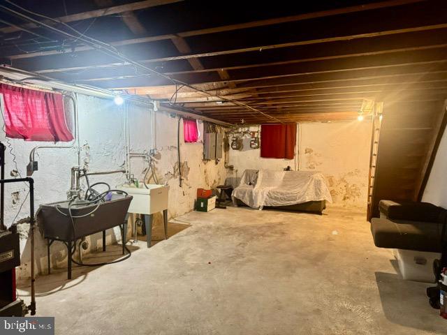 FOX CHASE - Residential Income