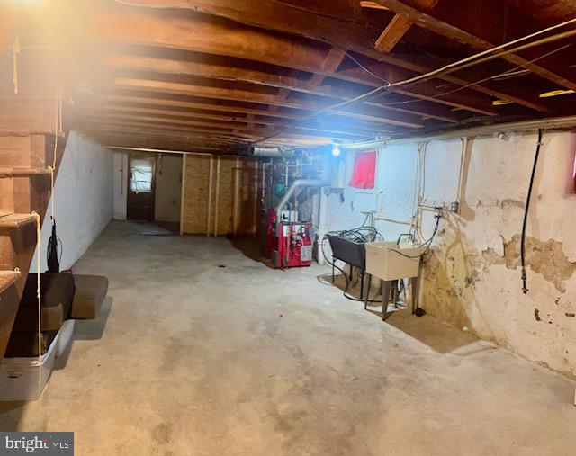 FOX CHASE - Residential Income