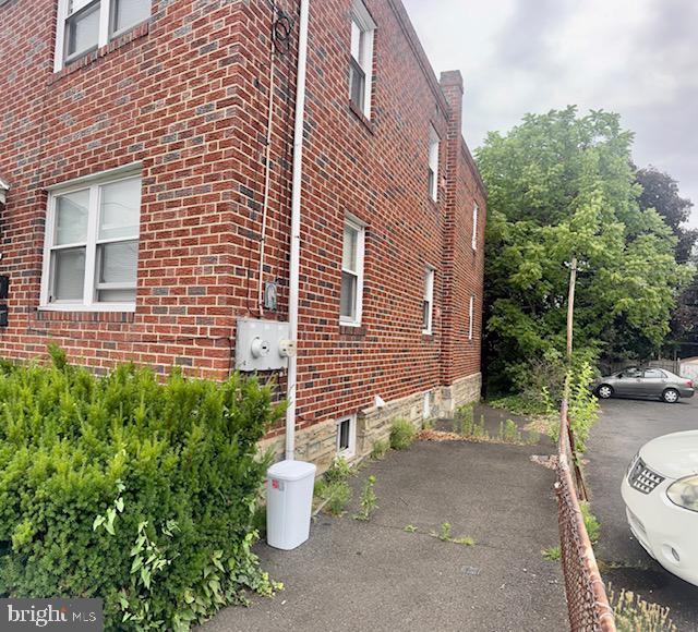FOX CHASE - Residential Income