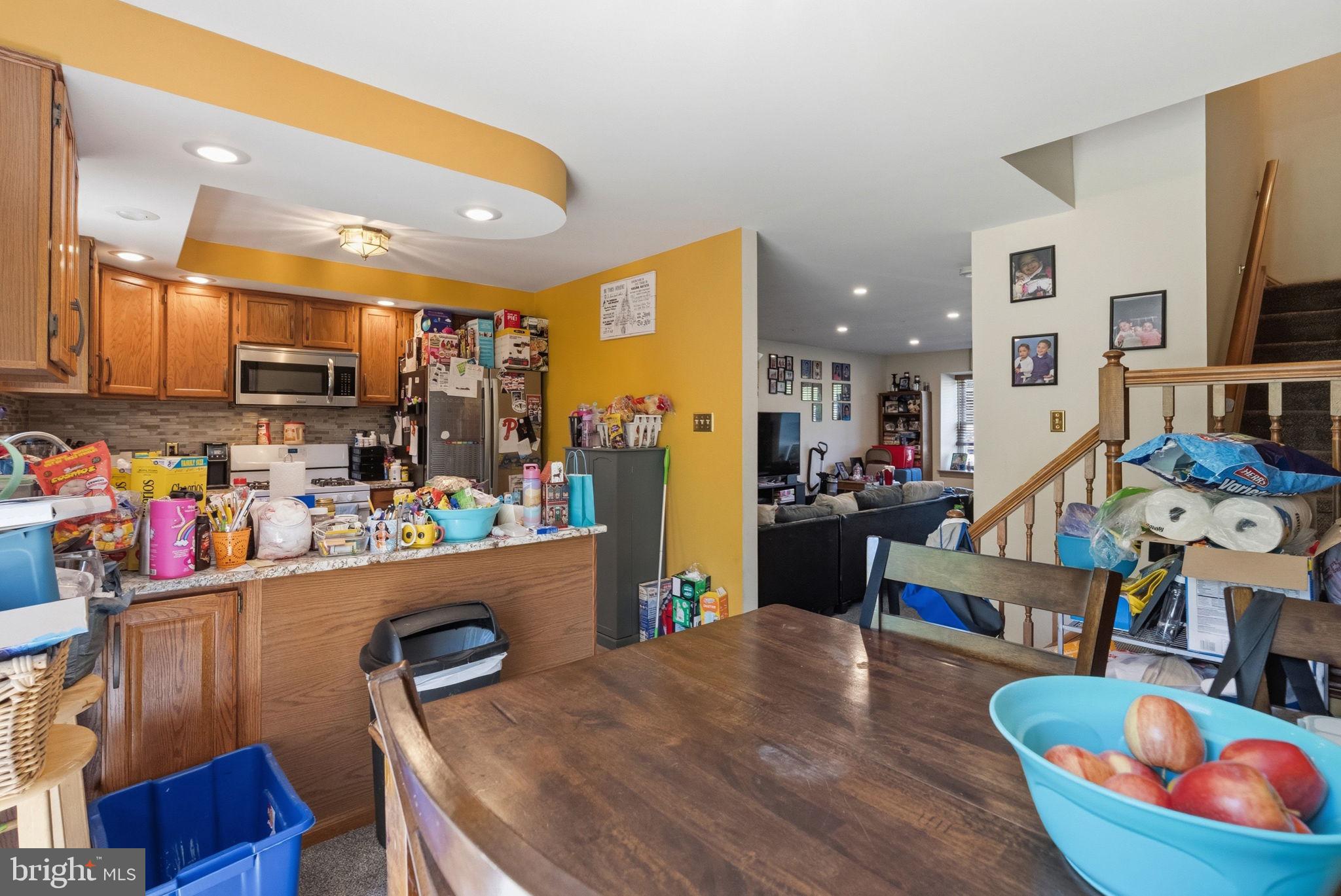 MAPLE GLEN - Residential
