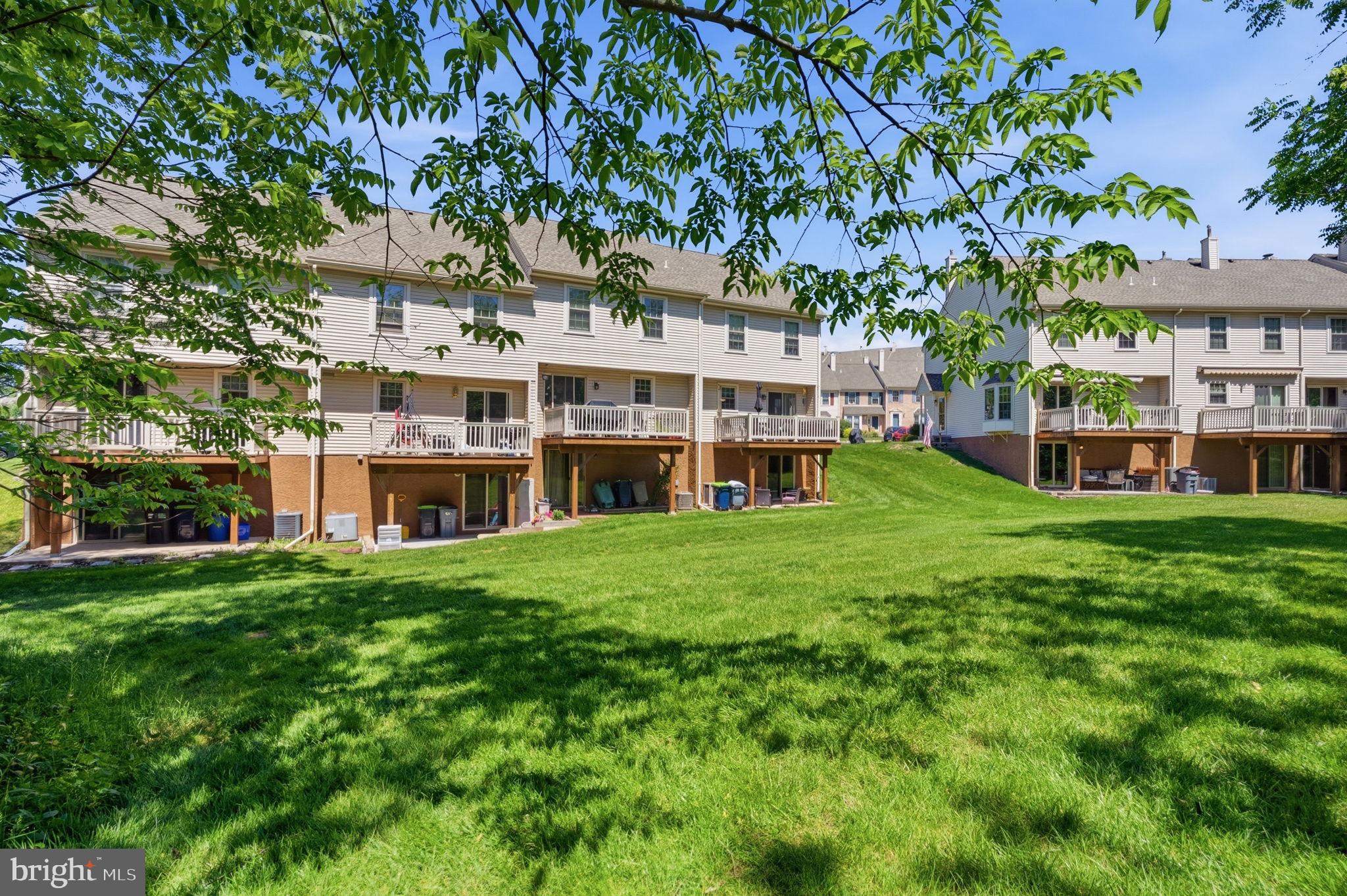MAPLE GLEN - Residential