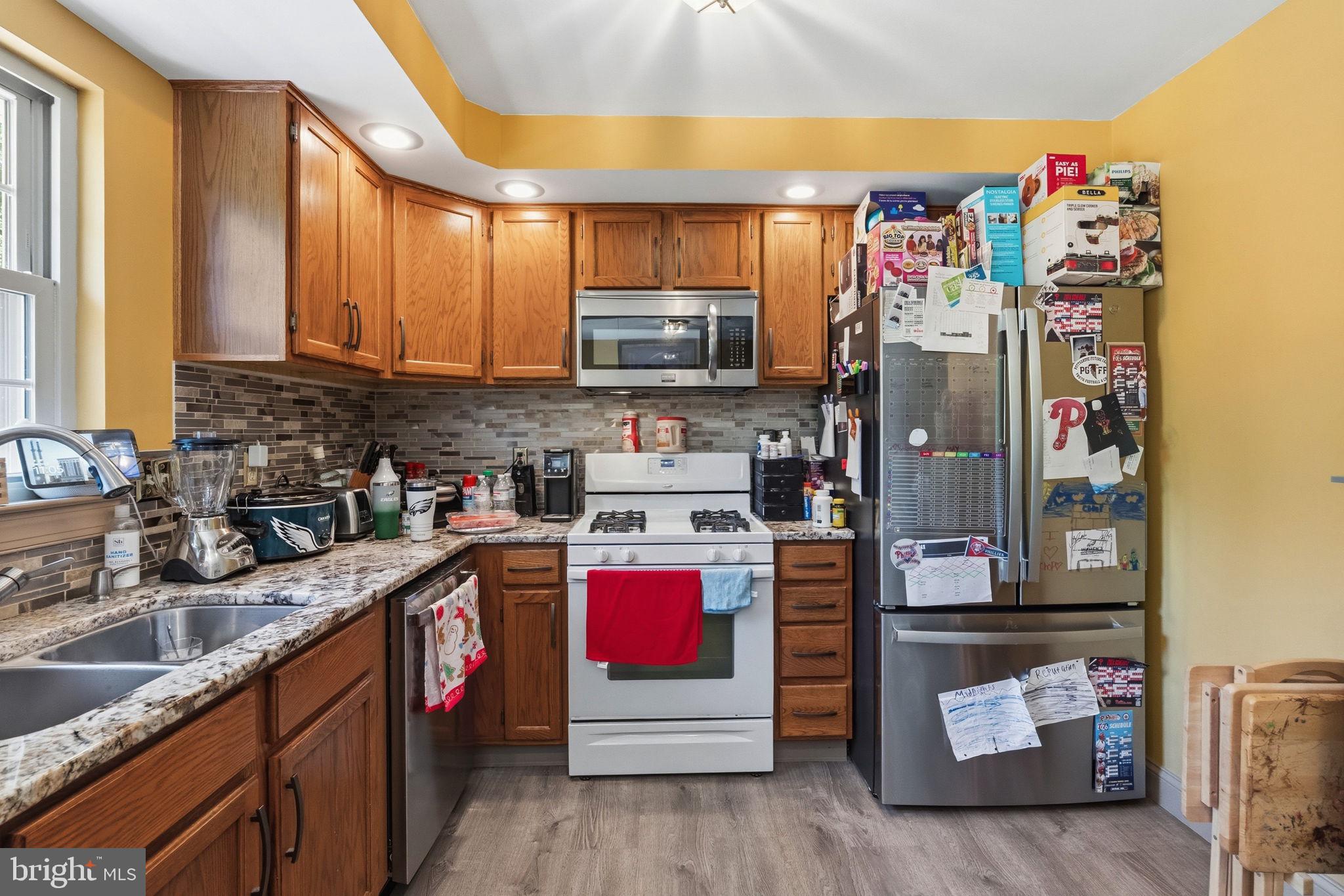 MAPLE GLEN - Residential