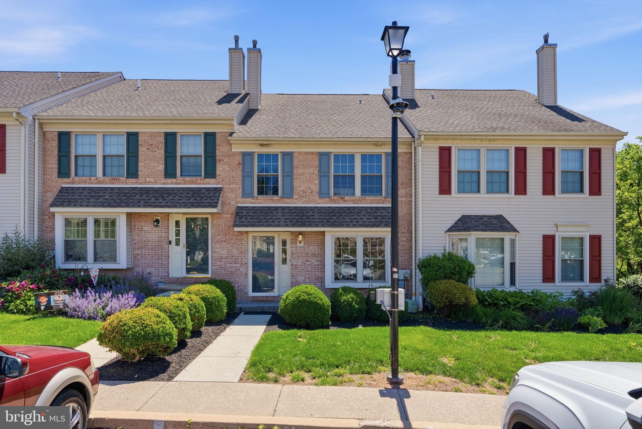 MAPLE GLEN - Residential