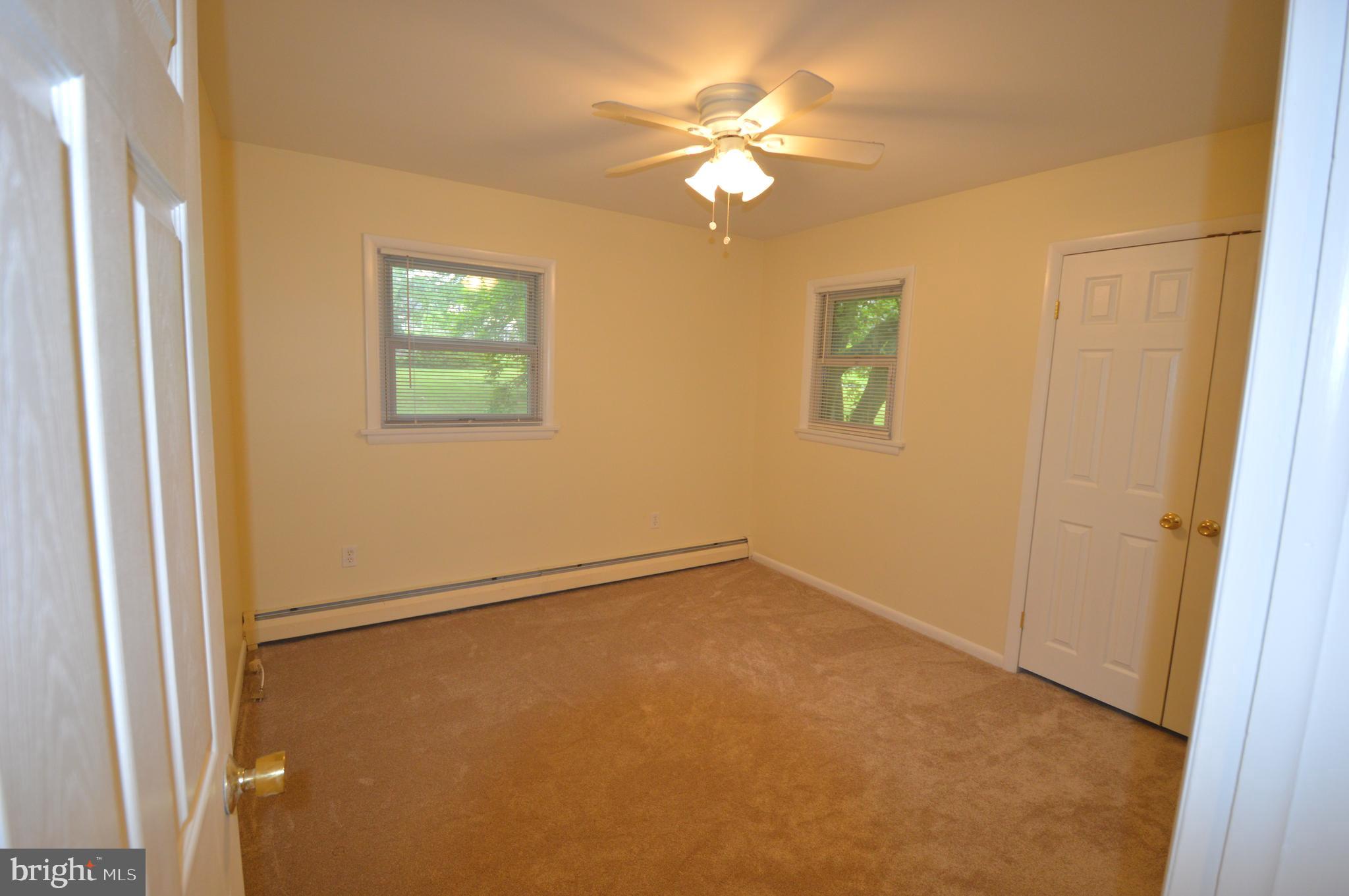 GLEN MILLS - Residential Lease