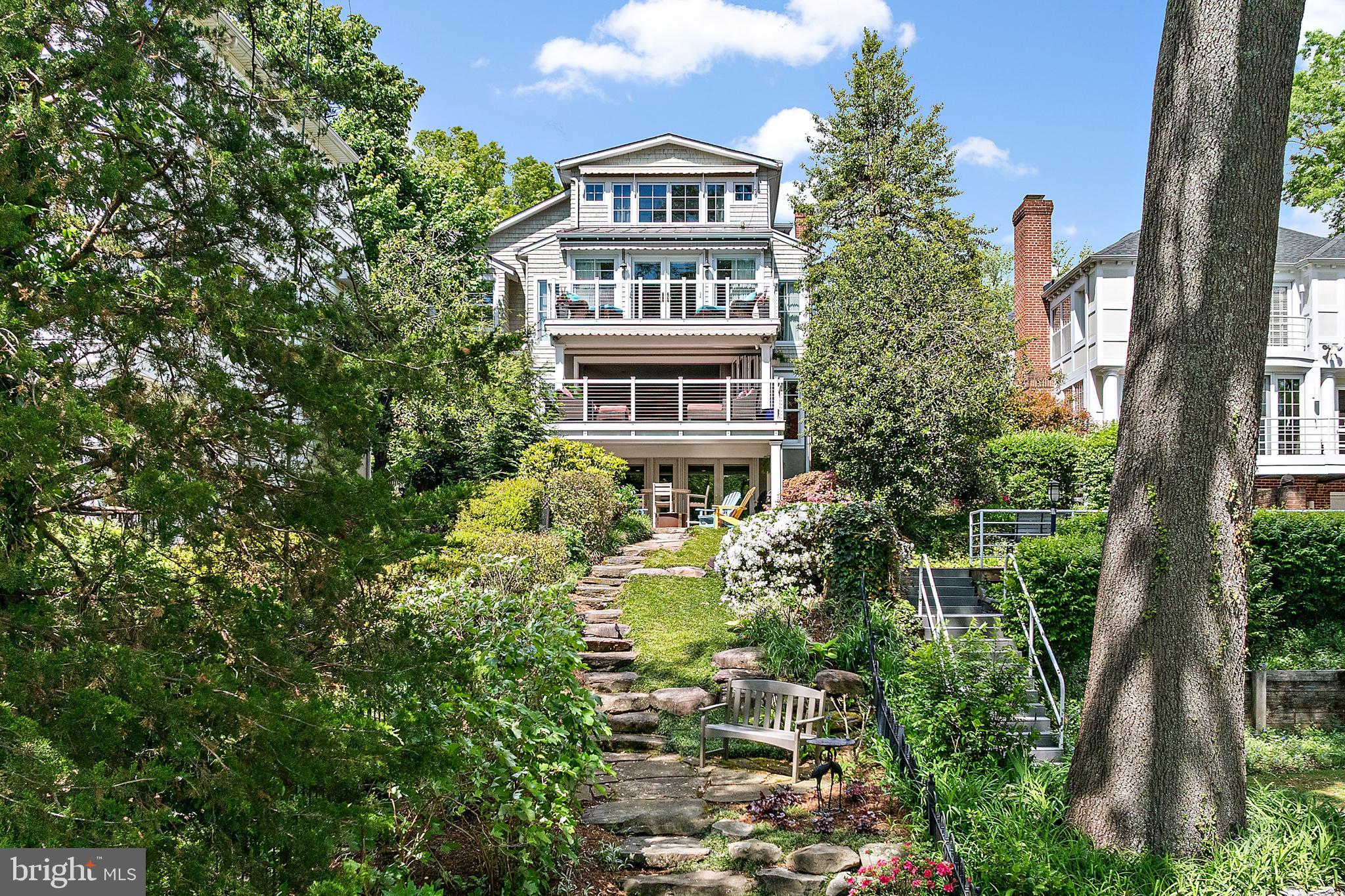 MURRAY HILL - Residential