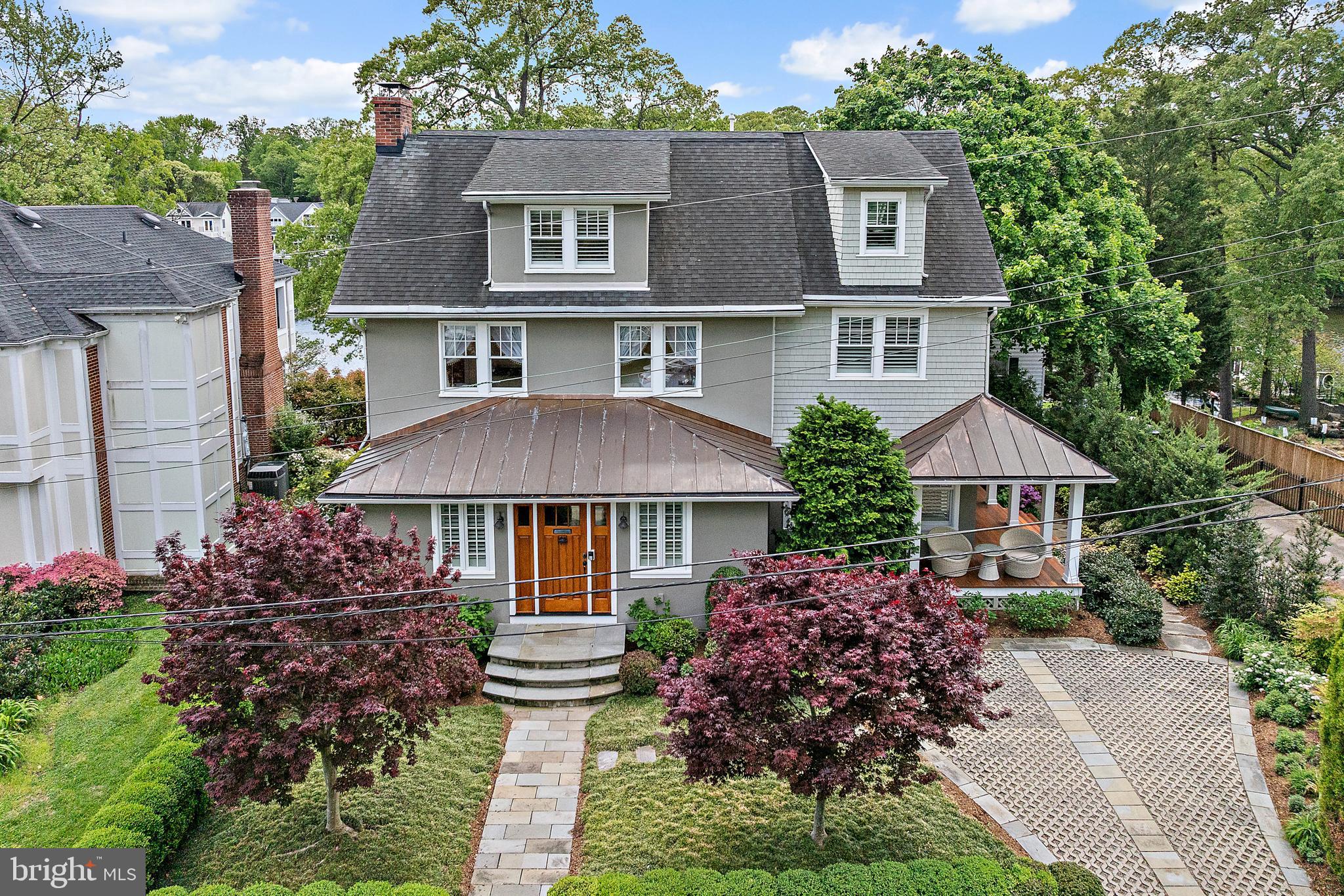 MURRAY HILL - Residential