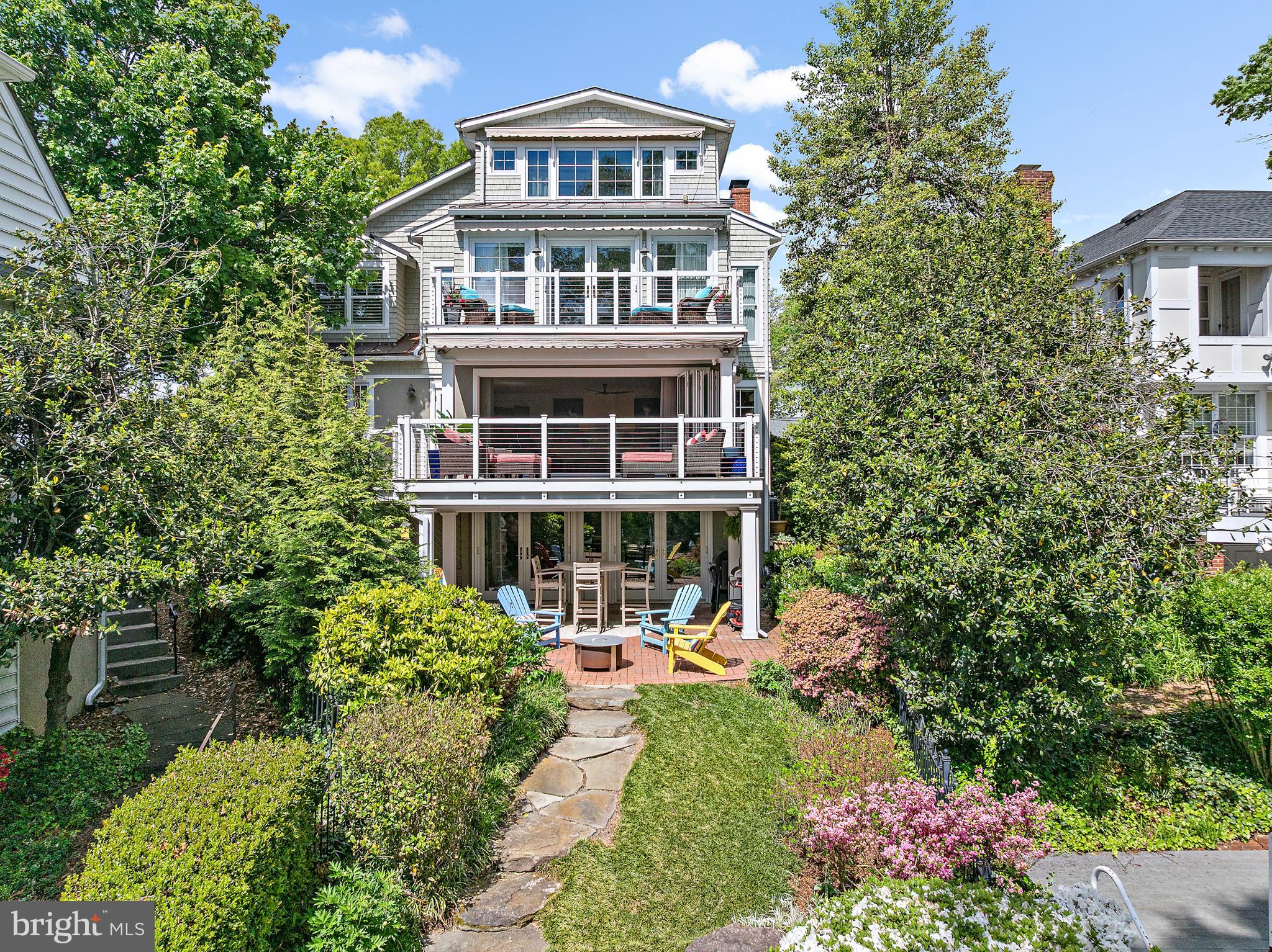 MURRAY HILL - Residential