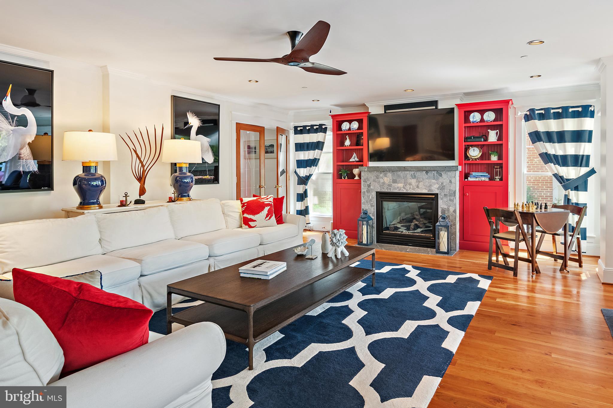 MURRAY HILL - Residential