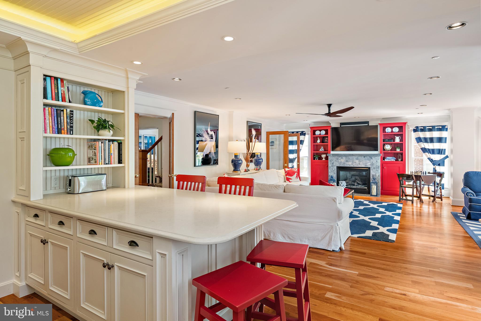 MURRAY HILL - Residential