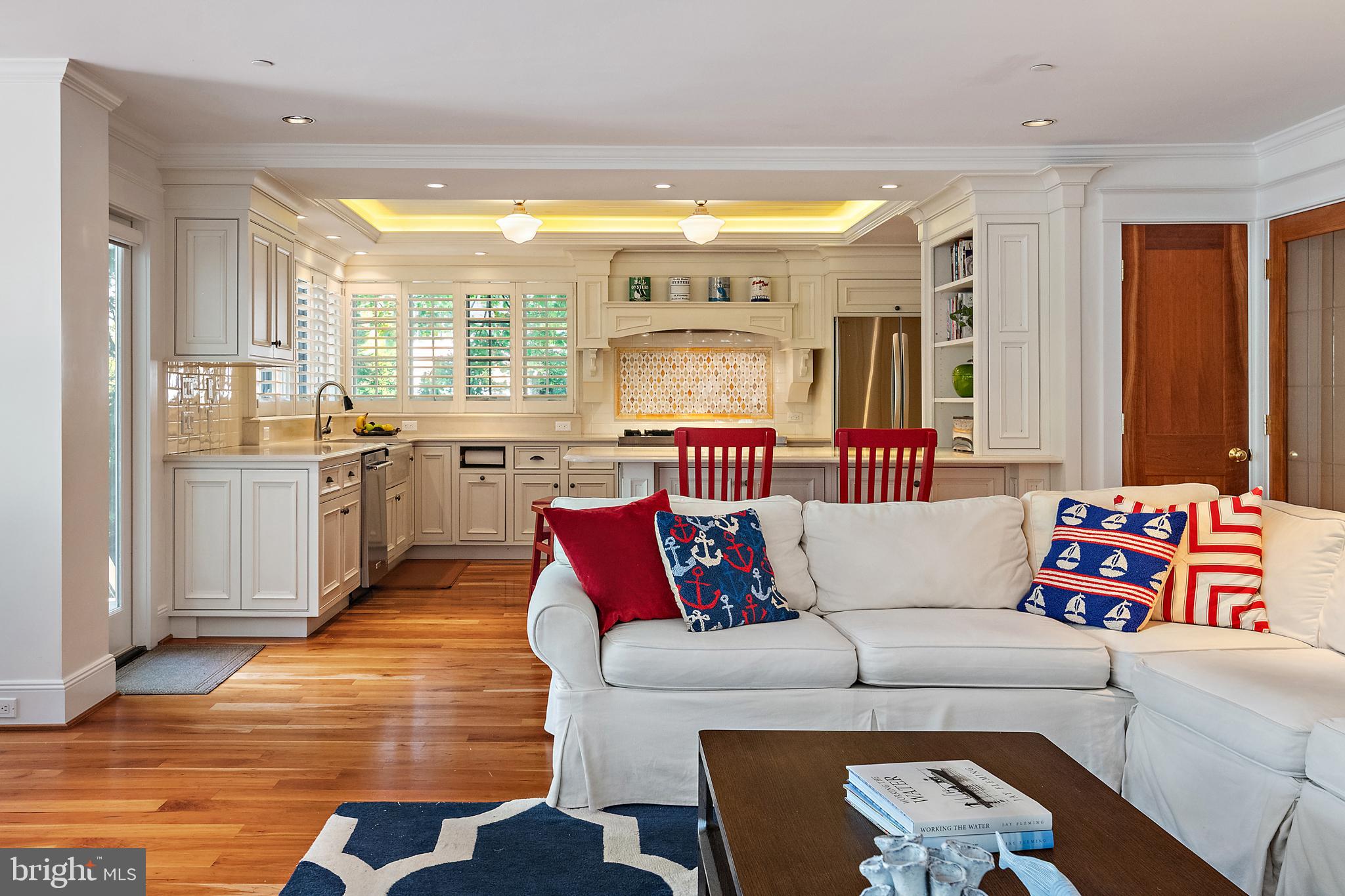 MURRAY HILL - Residential