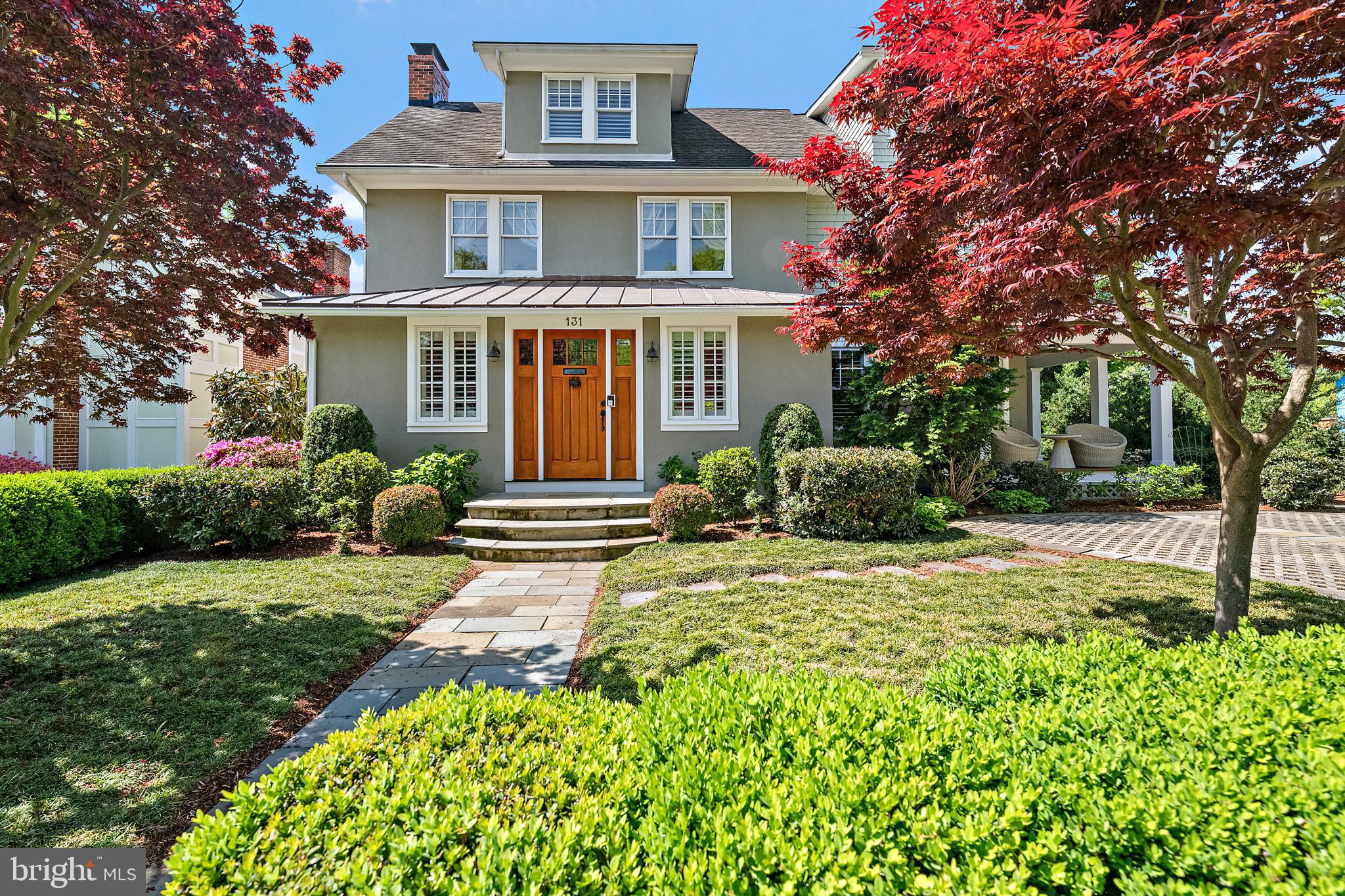 MURRAY HILL - Residential