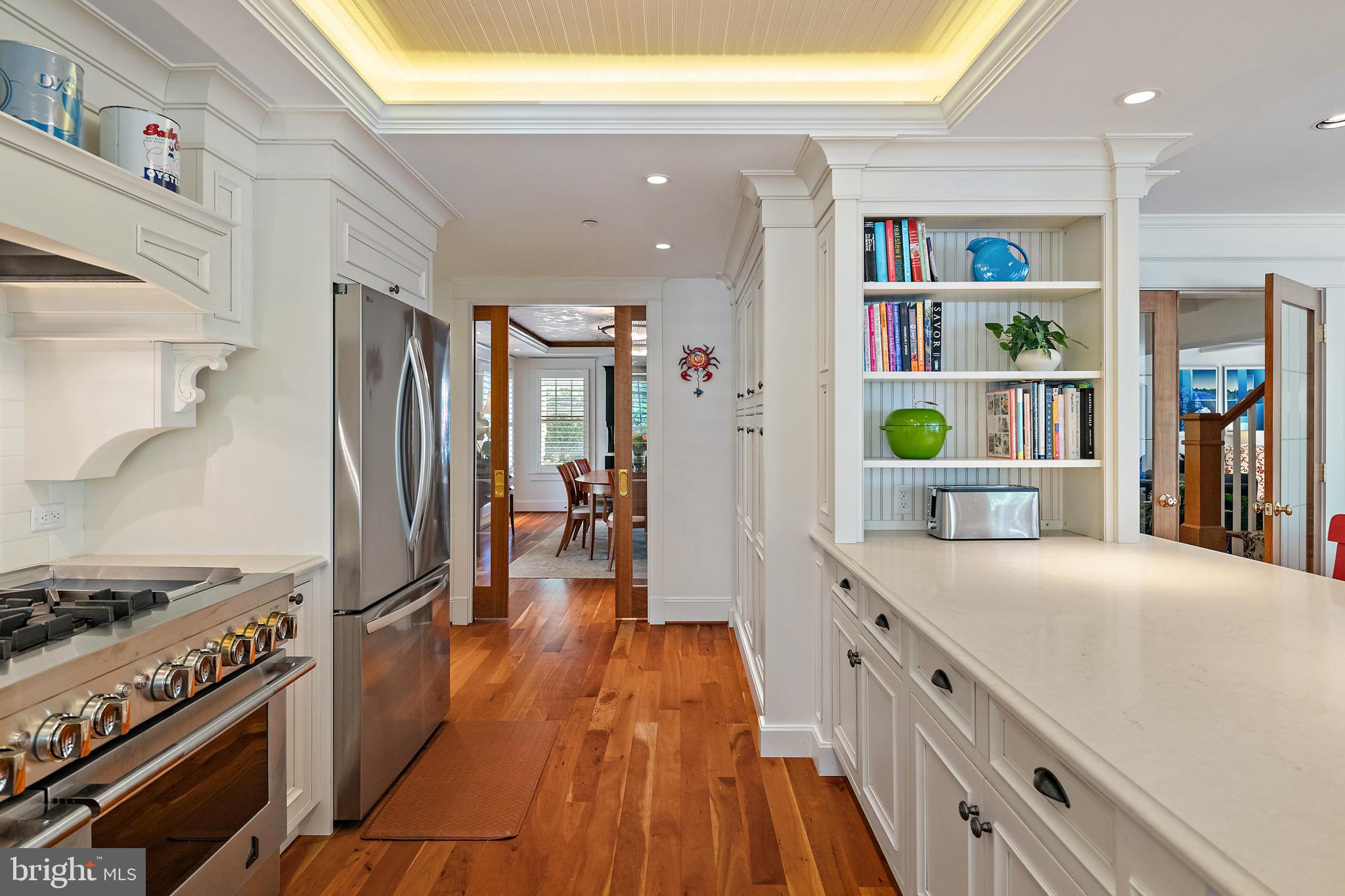MURRAY HILL - Residential