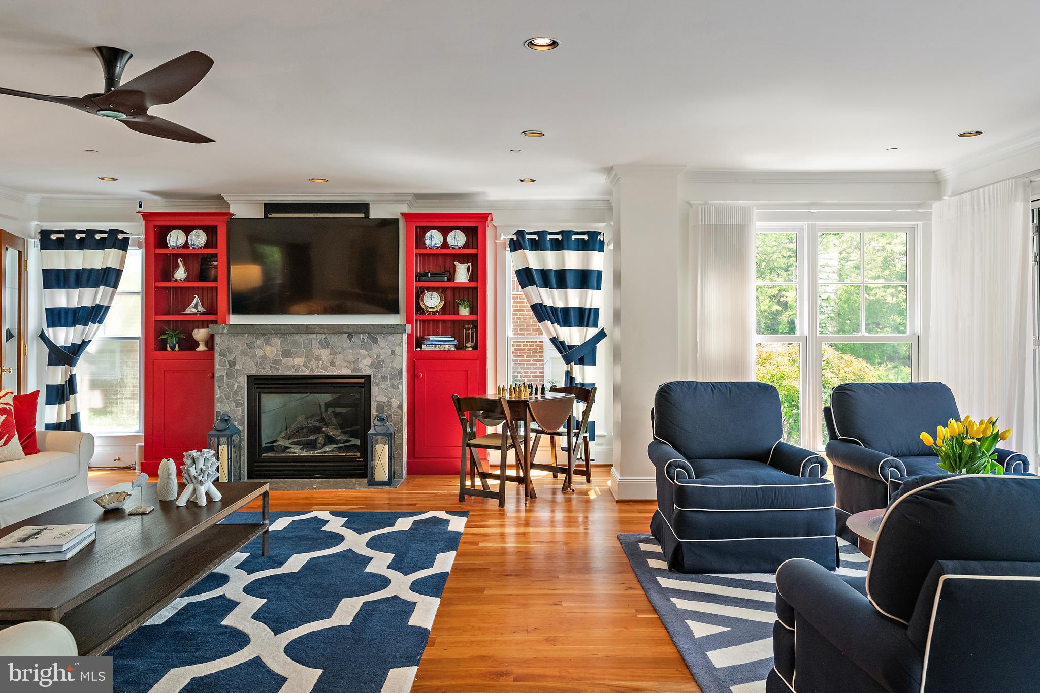 MURRAY HILL - Residential