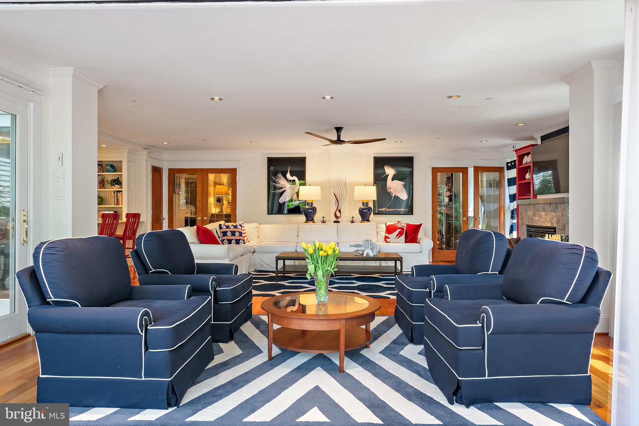 MURRAY HILL - Residential