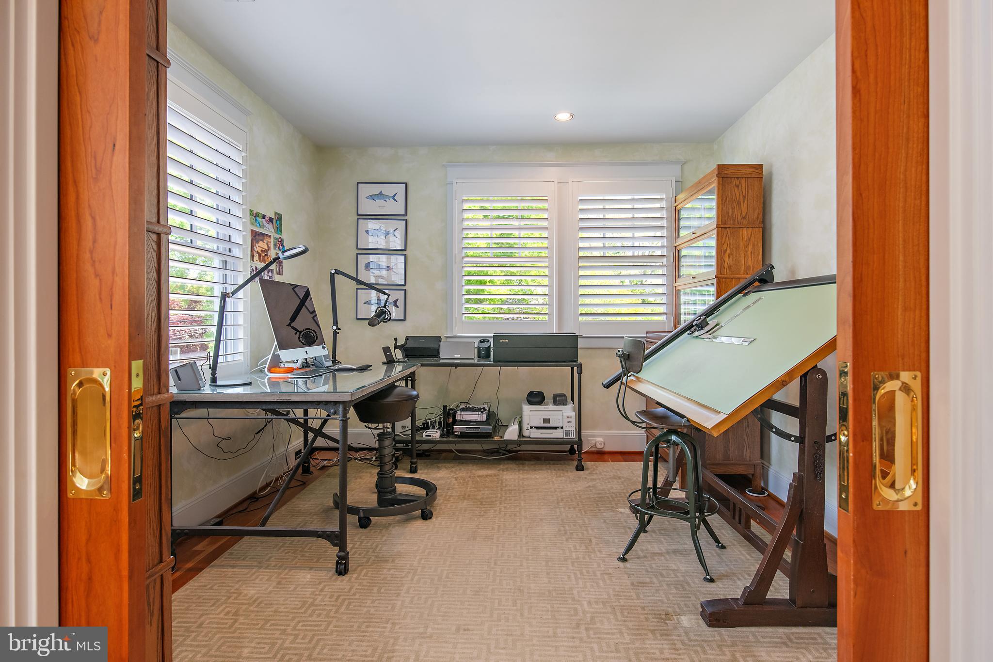 MURRAY HILL - Residential