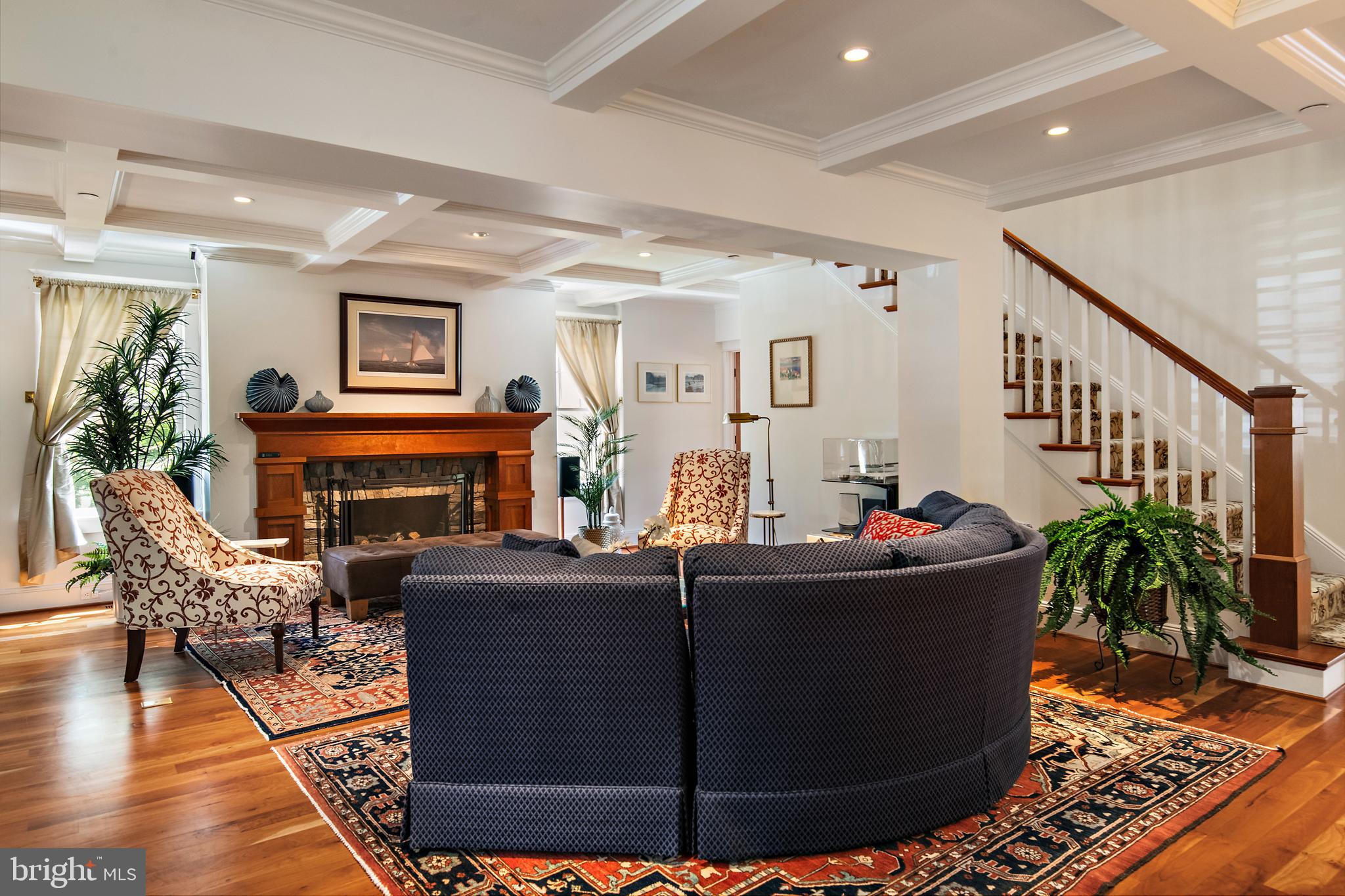 MURRAY HILL - Residential