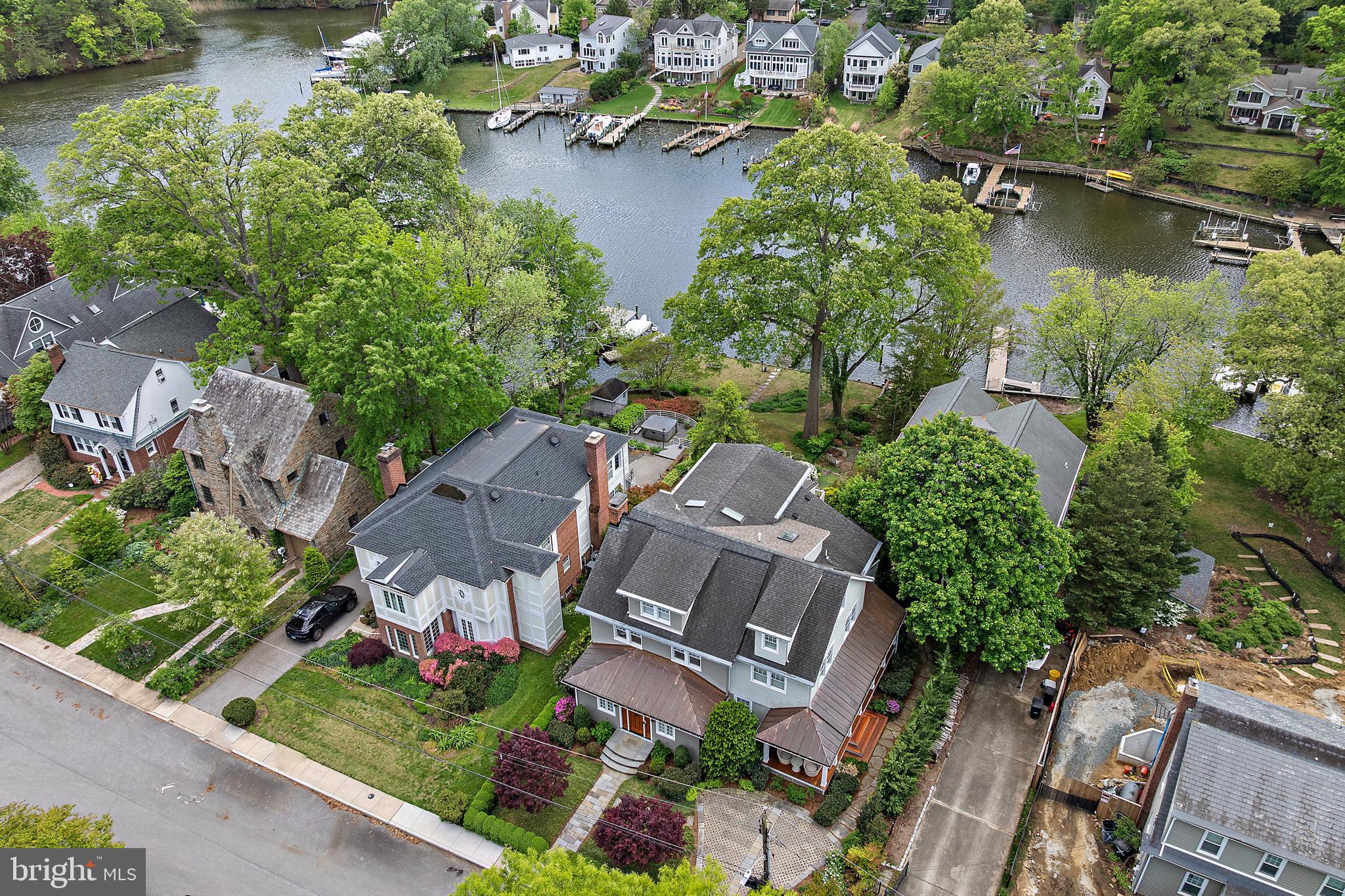 MURRAY HILL - Residential