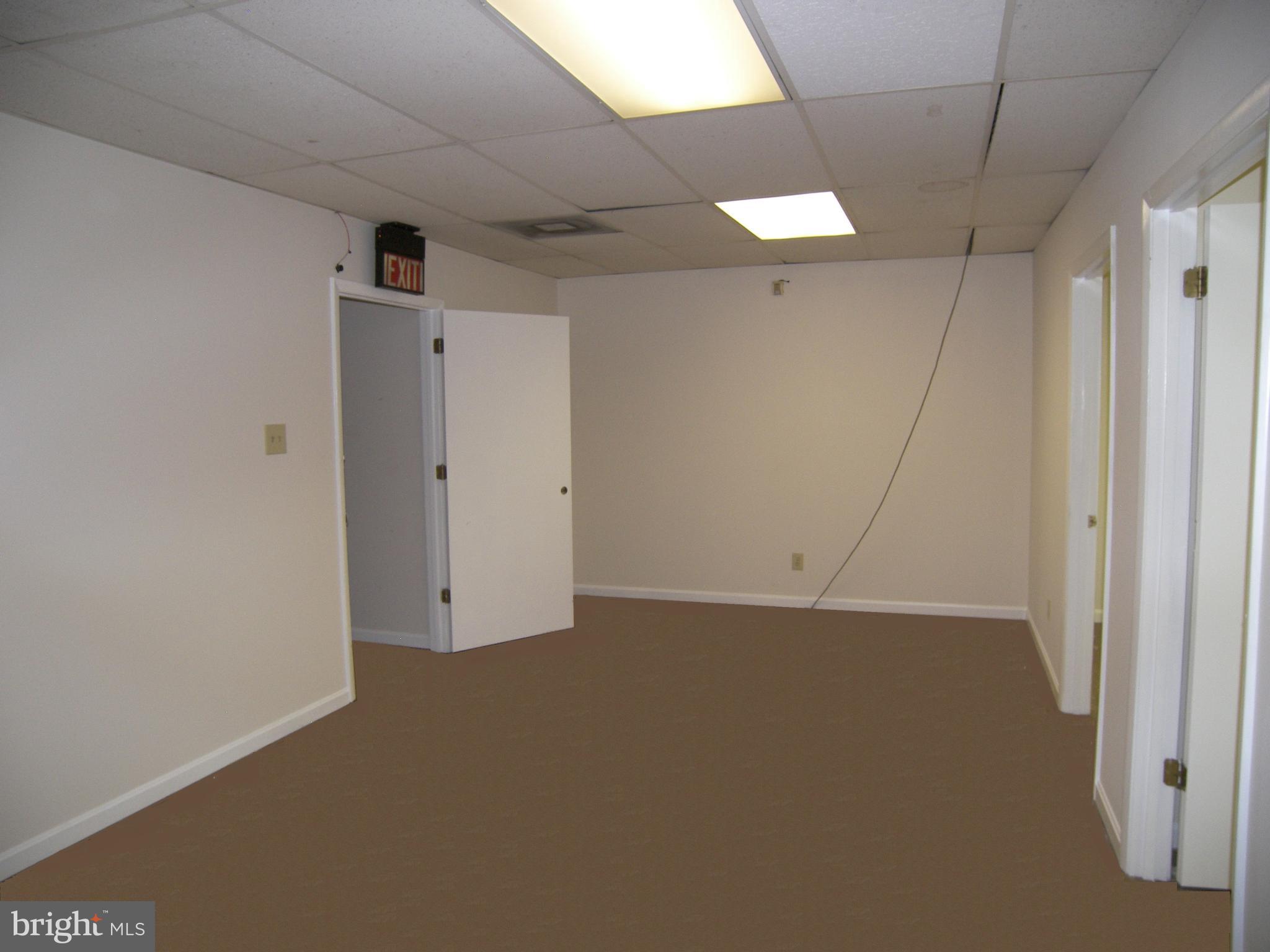 TYCO PARK - Commercial Sale