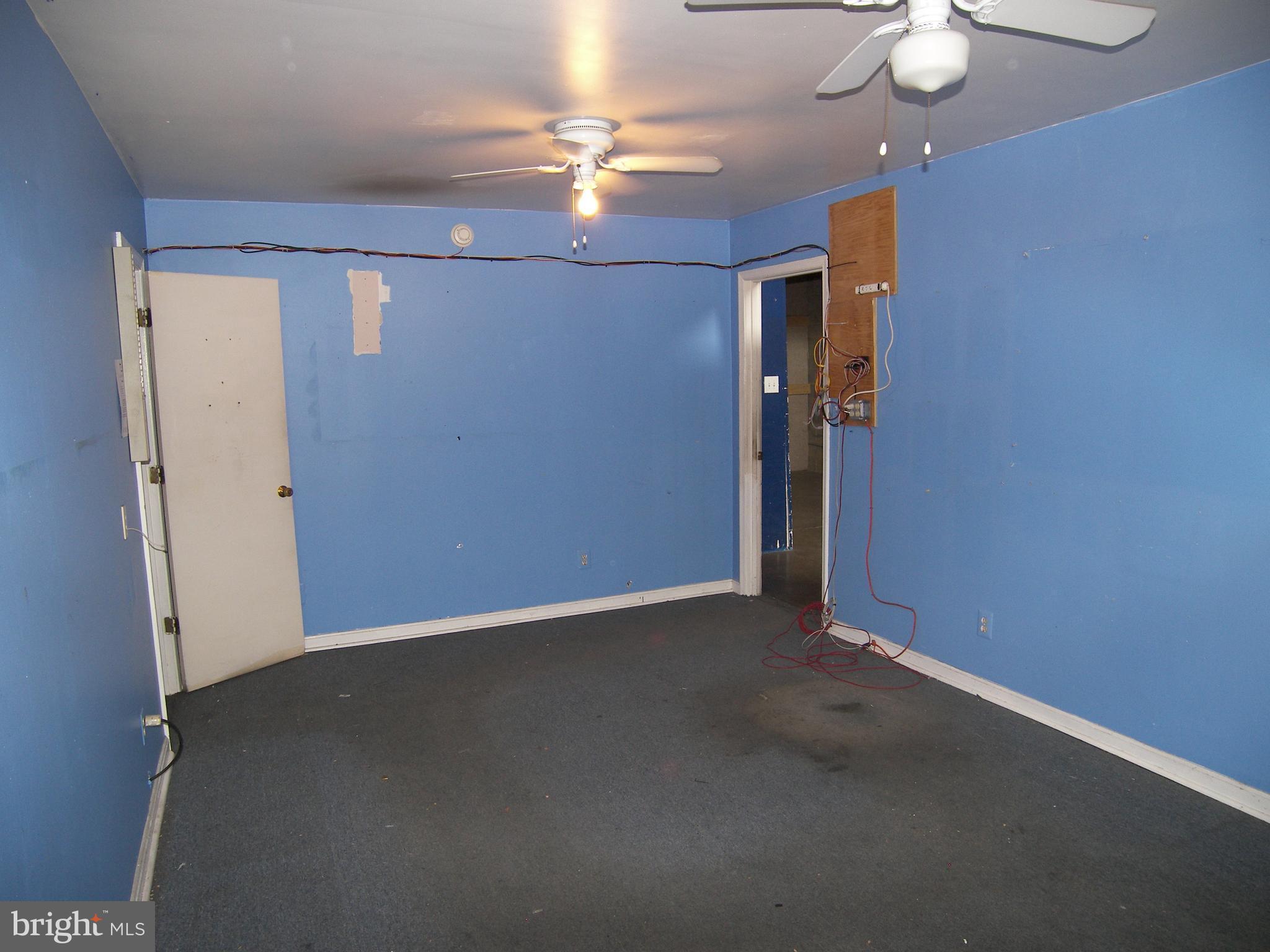 TYCO PARK - Commercial Sale