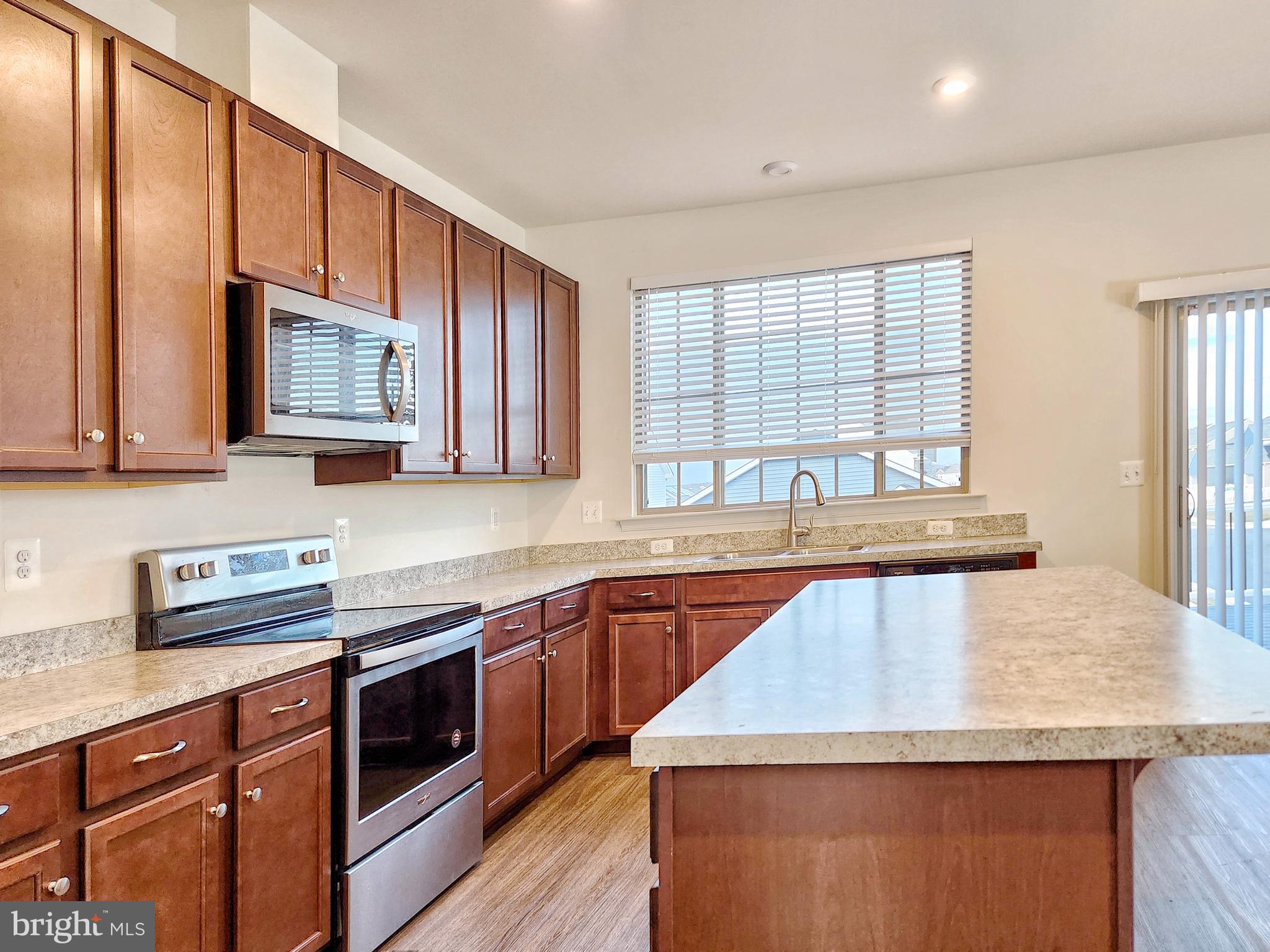 NEW POST ON THE RAPPAHANNOCK - Residential
