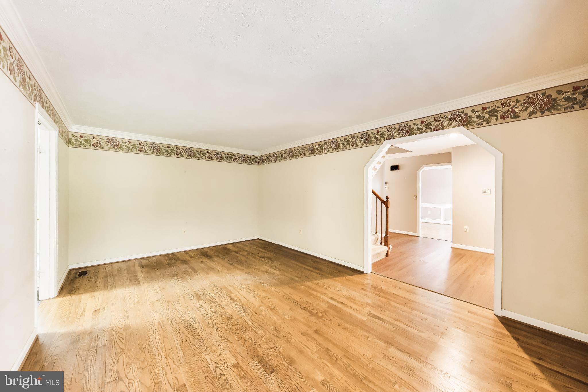 WOODMORE MEADOWS - Residential