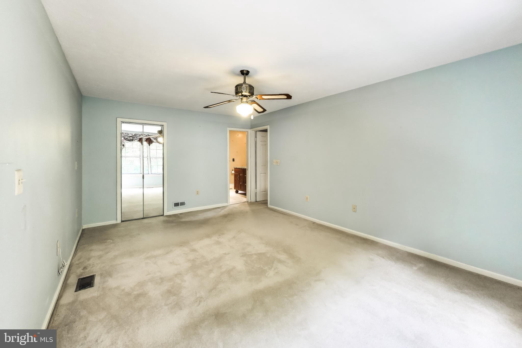 WOODMORE MEADOWS - Residential