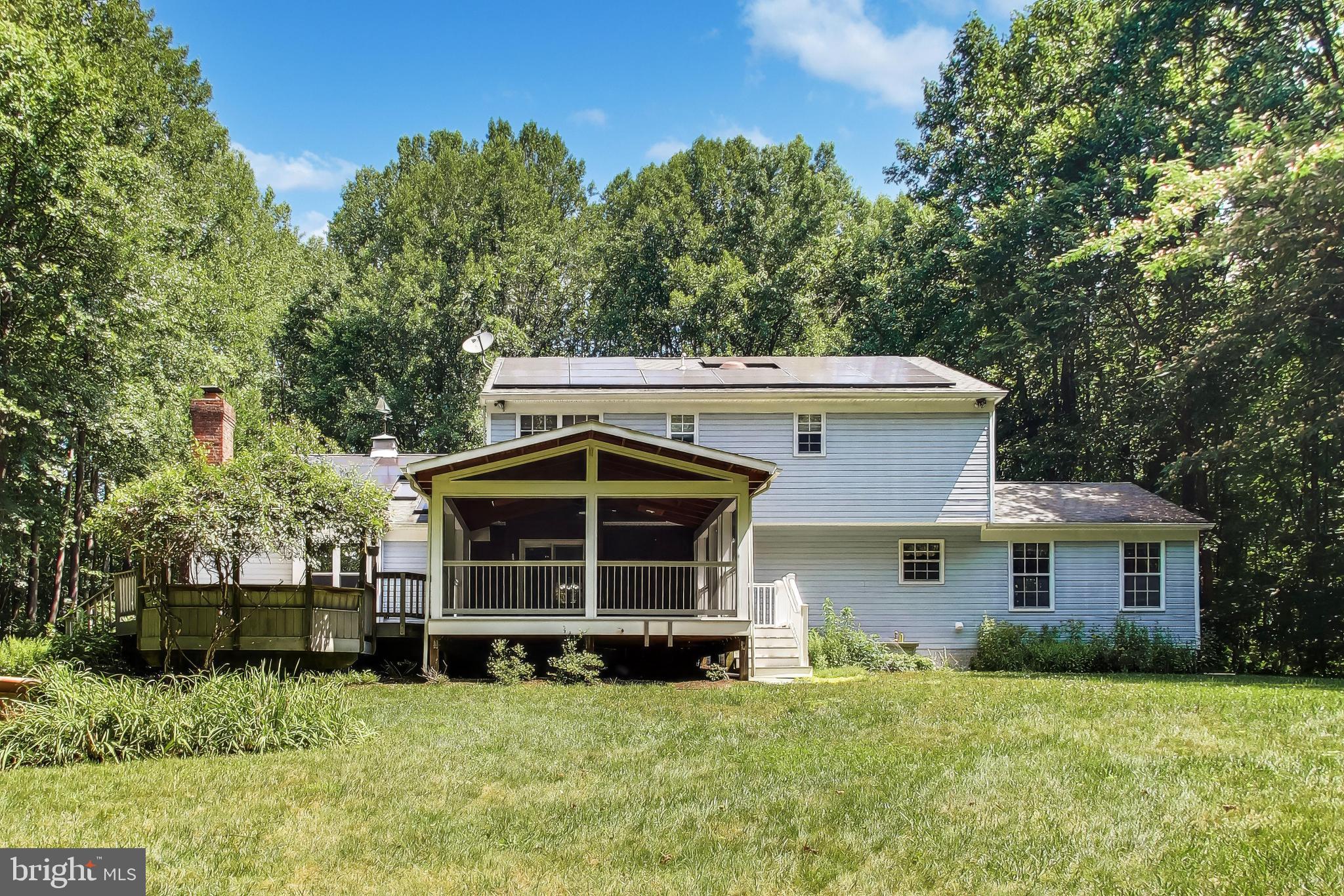 WOODMORE MEADOWS - Residential