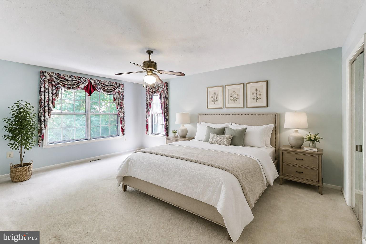 WOODMORE MEADOWS - Residential