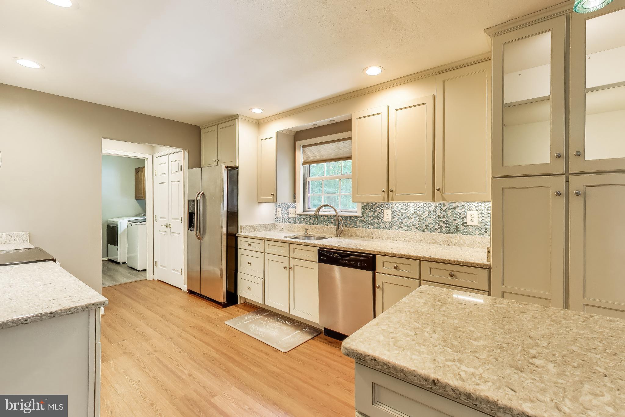 WOODMORE MEADOWS - Residential