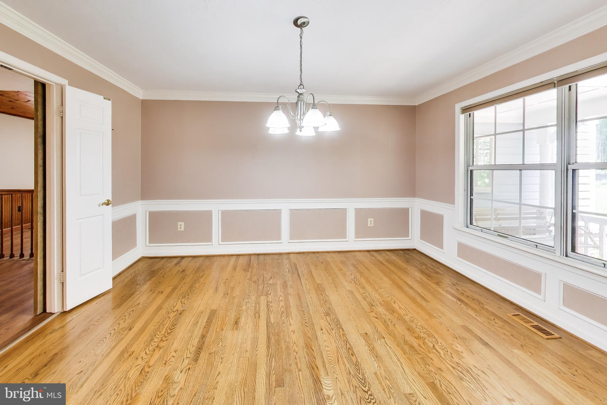 WOODMORE MEADOWS - Residential