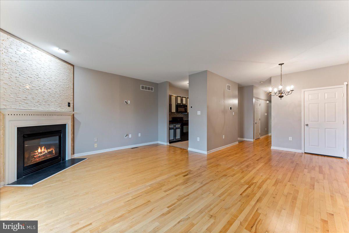 FRENCH CREEK TOWNH - Residential