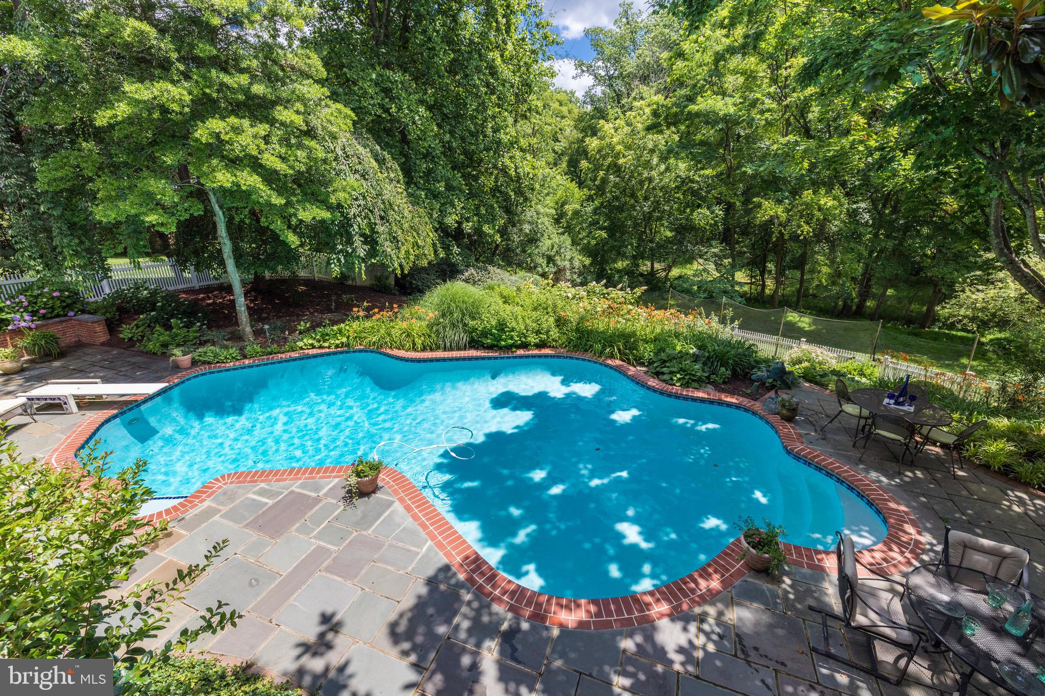 SUGAR MILL MEADOW - Residential