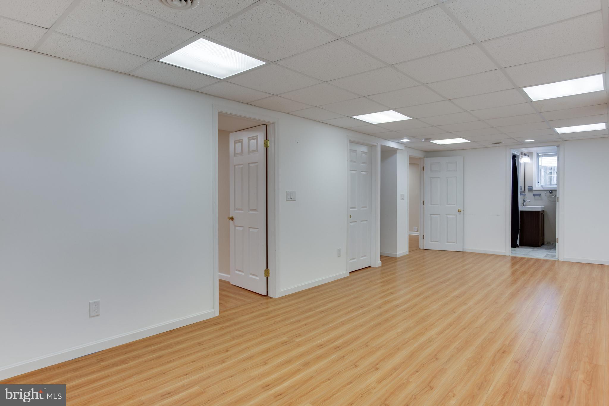 CHELSEA BEACH - Residential Lease