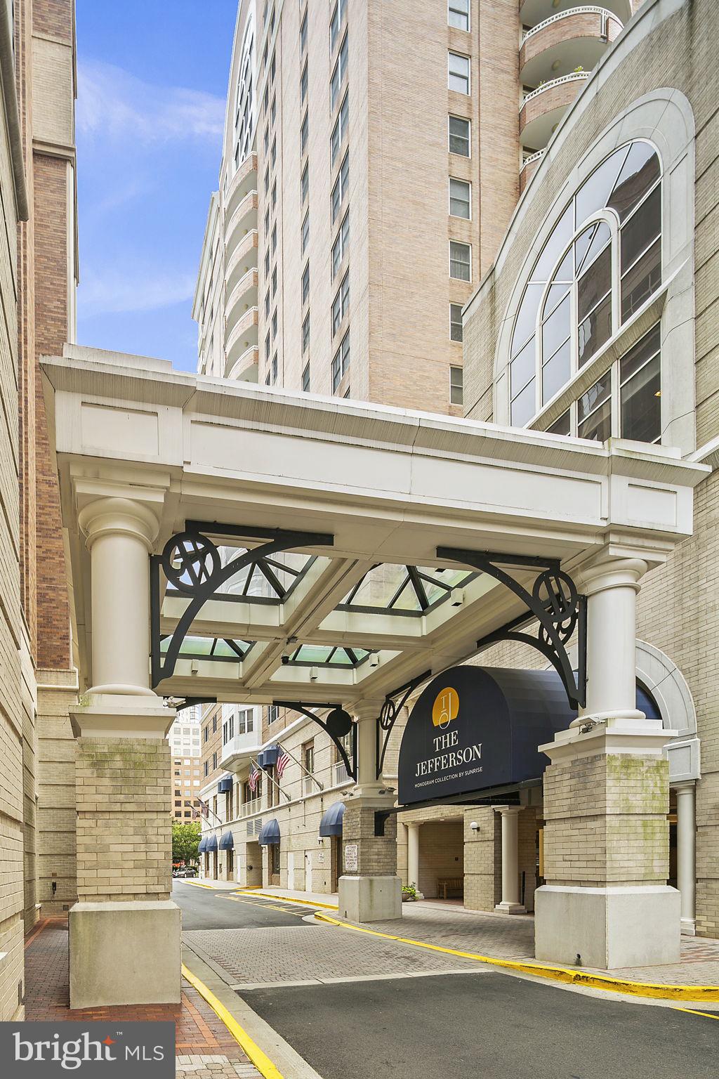 THE JEFFERSON - SUNRISE SENIOR LIVING - Residential Lease