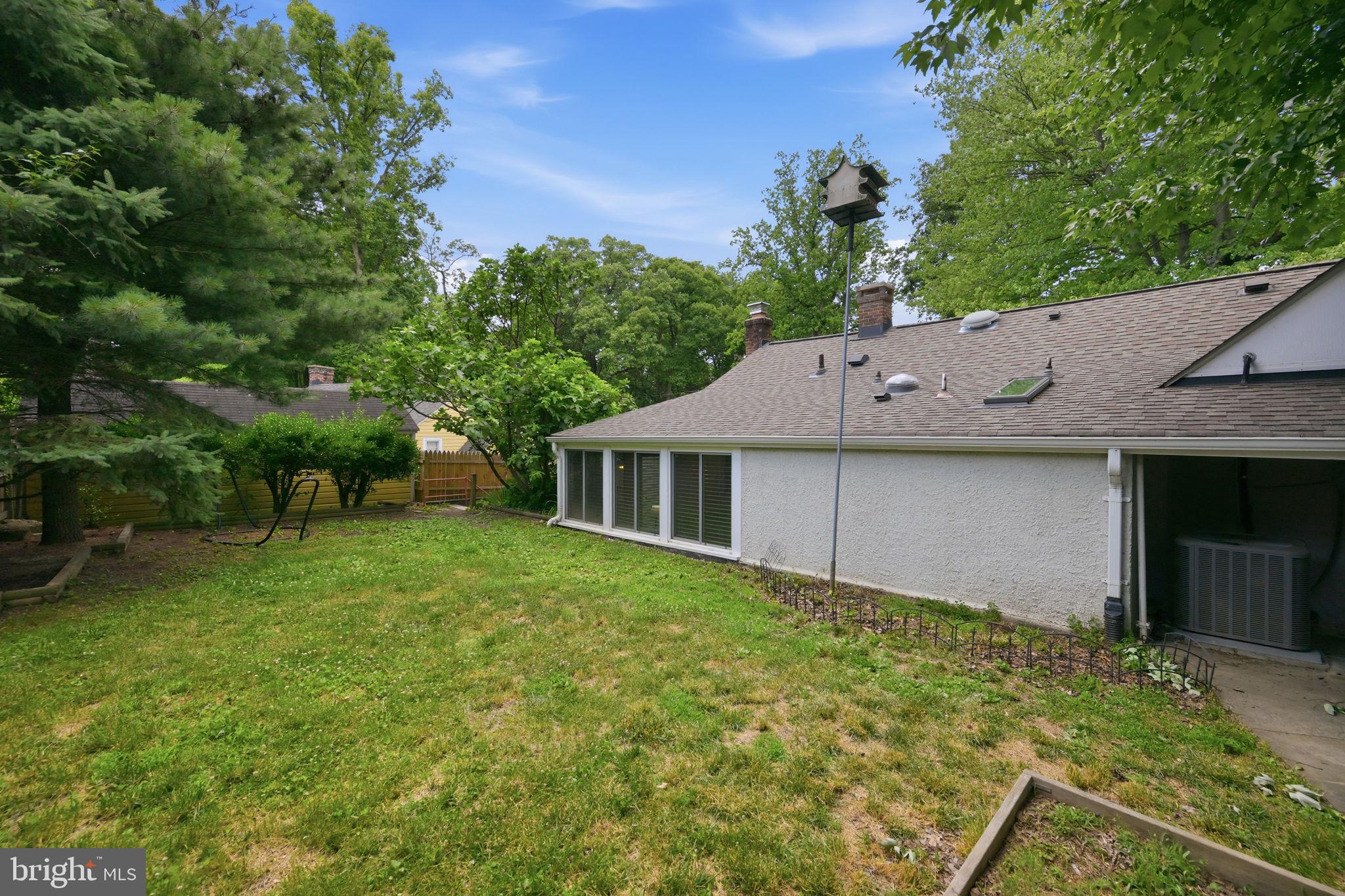 FOREST HILLS - Residential