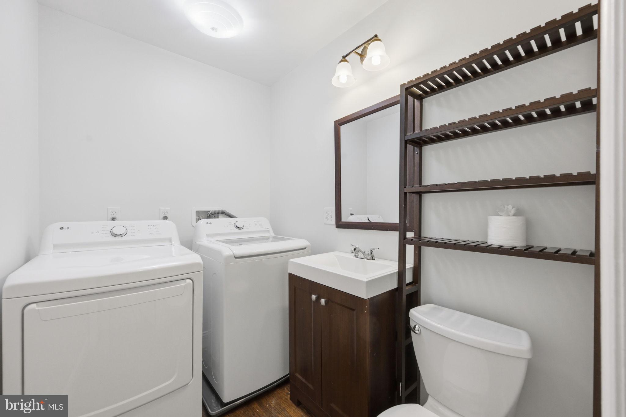 FOREST HILLS - Residential
