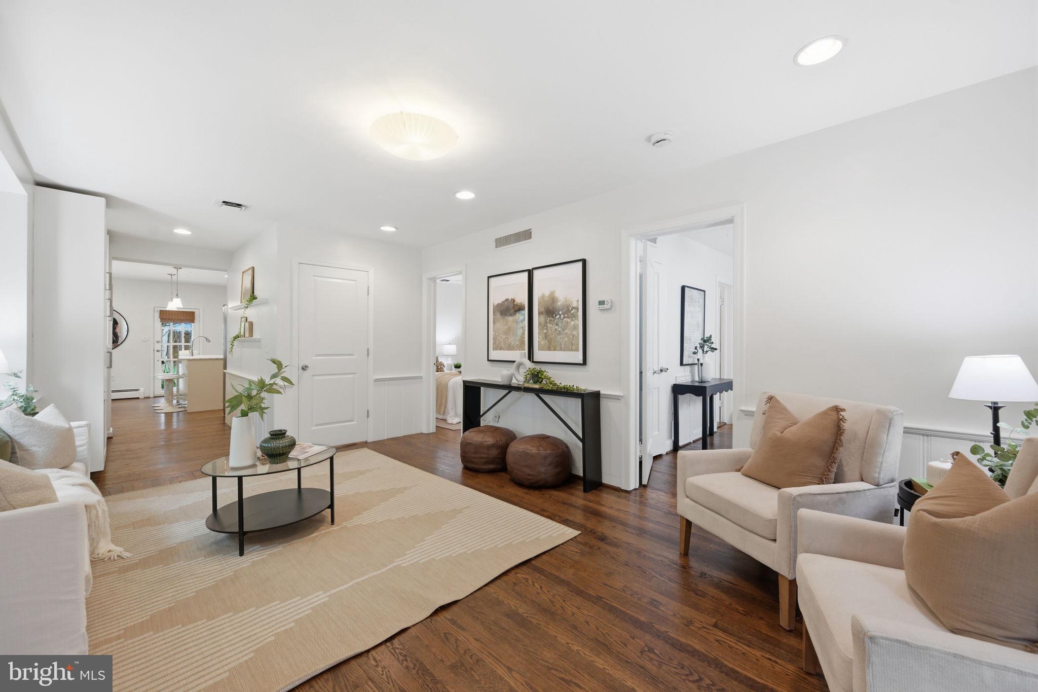 FOREST HILLS - Residential
