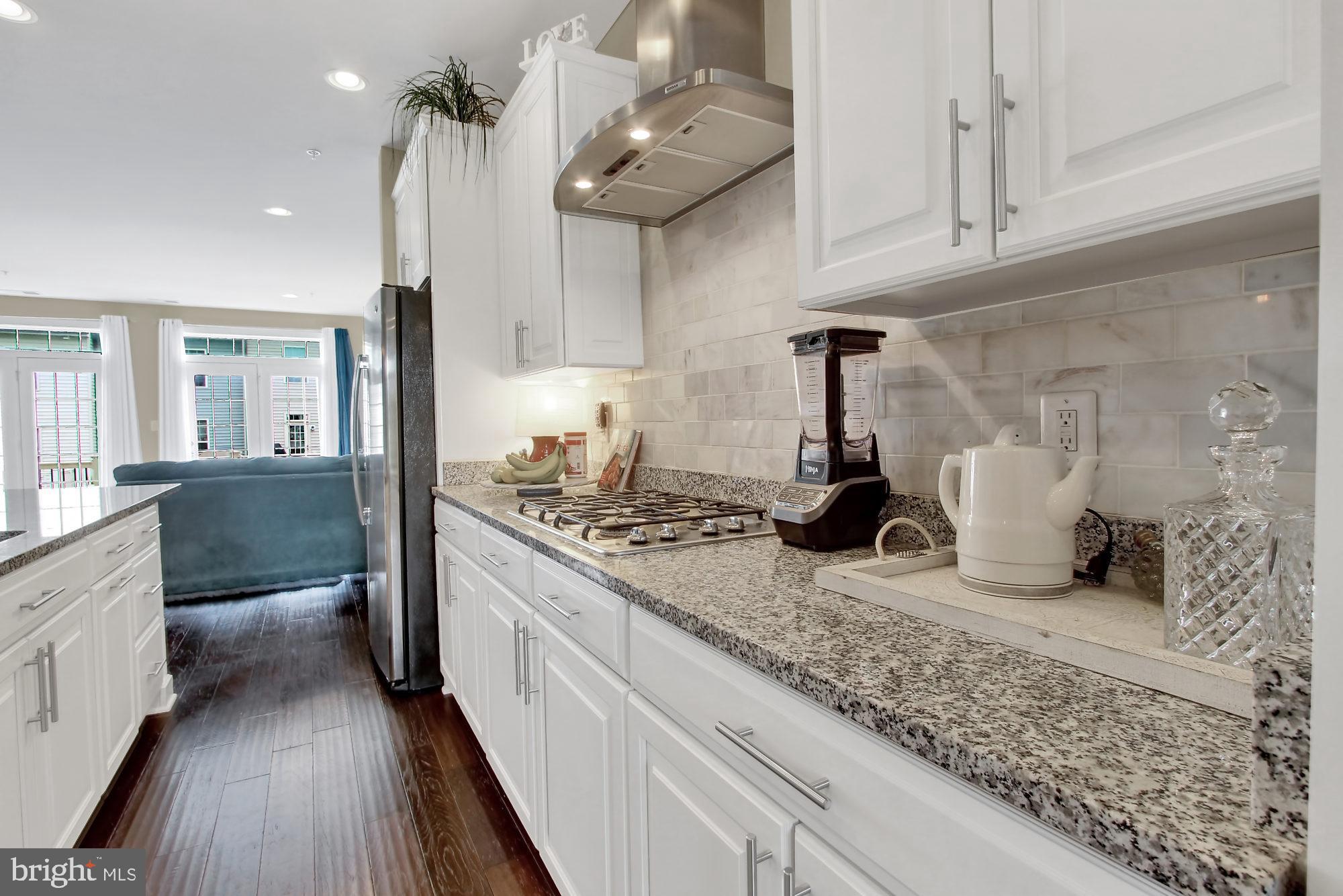 PARKSIDE - Residential Lease