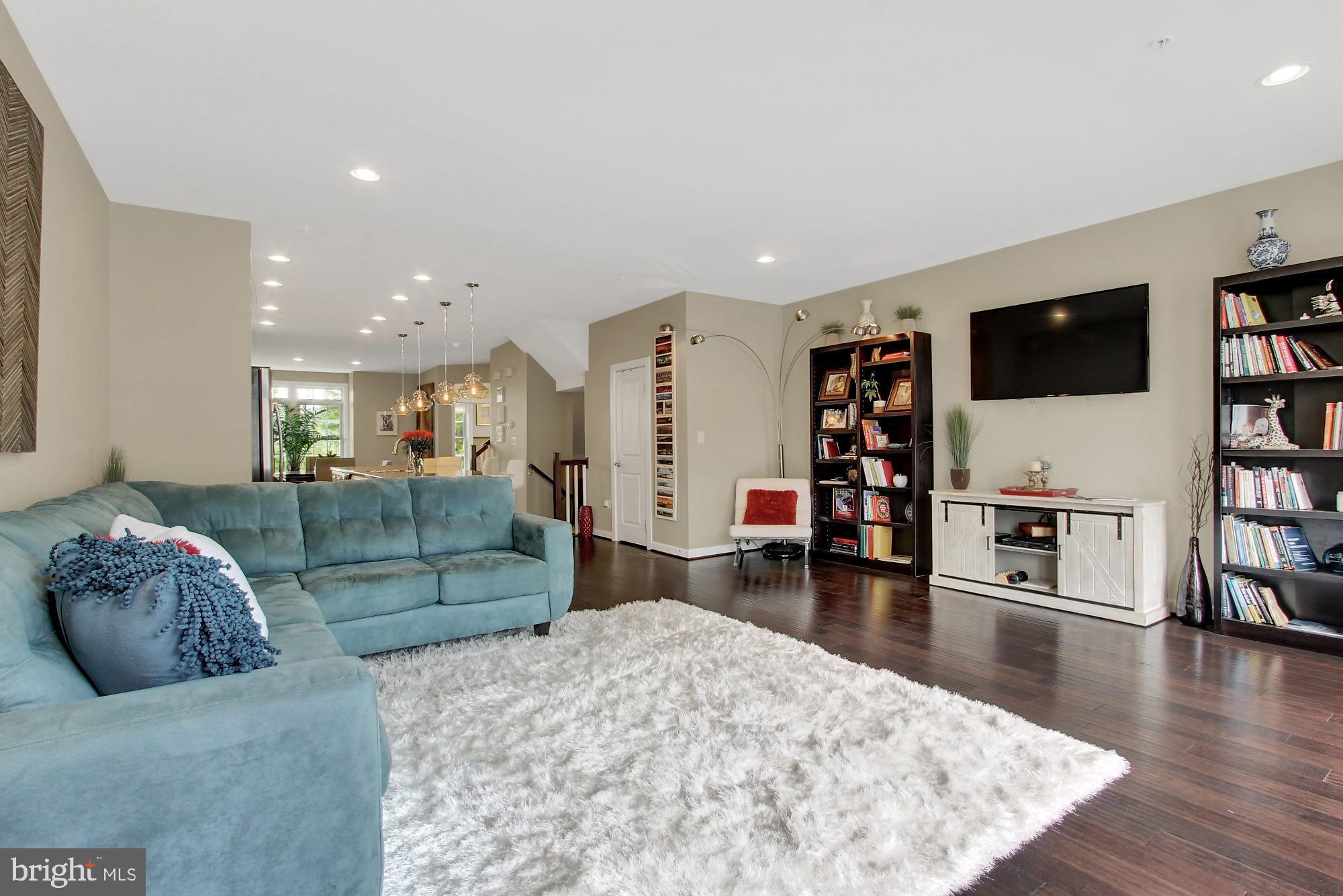 PARKSIDE - Residential Lease
