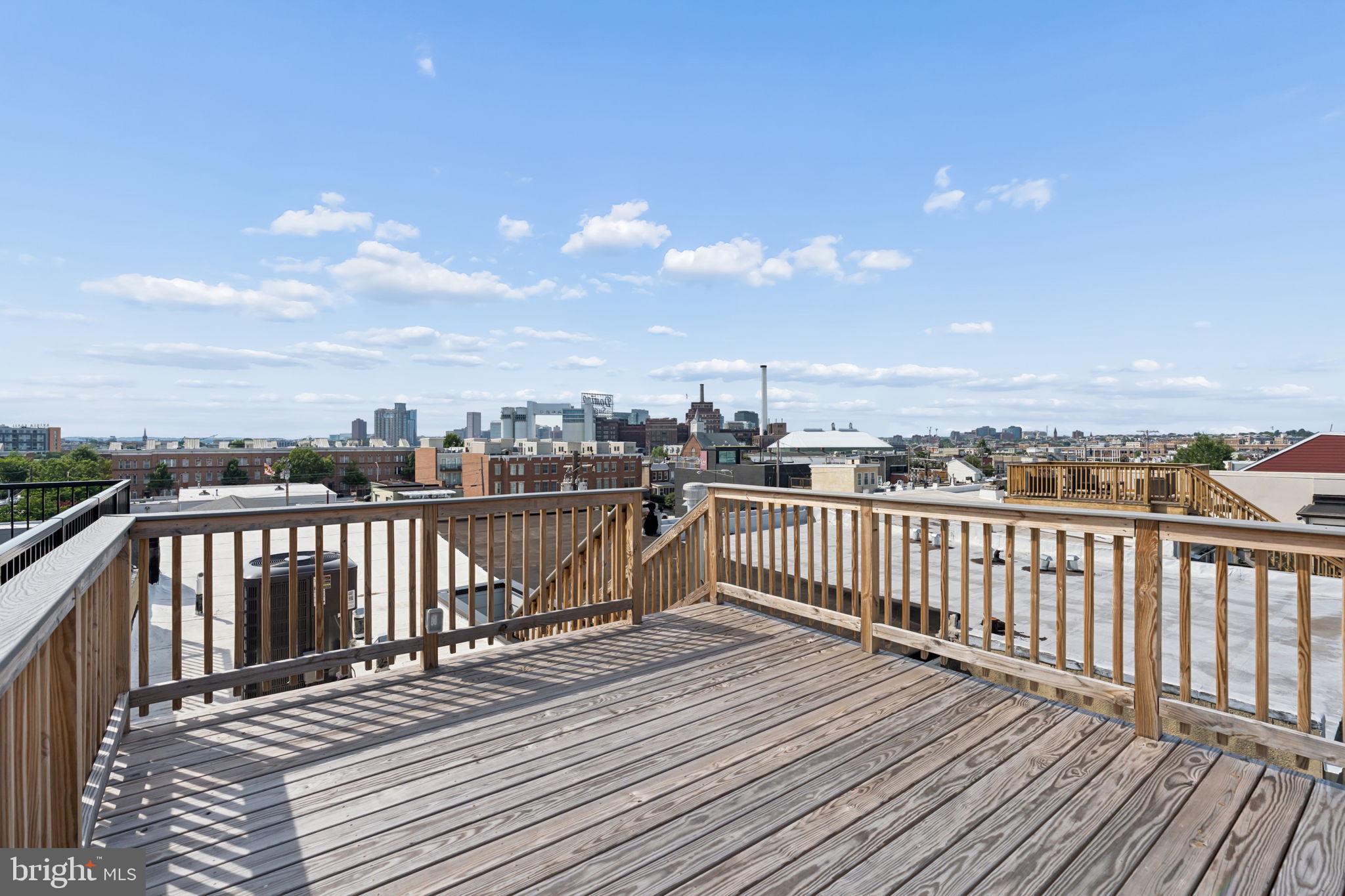 LOCUST POINT - Residential