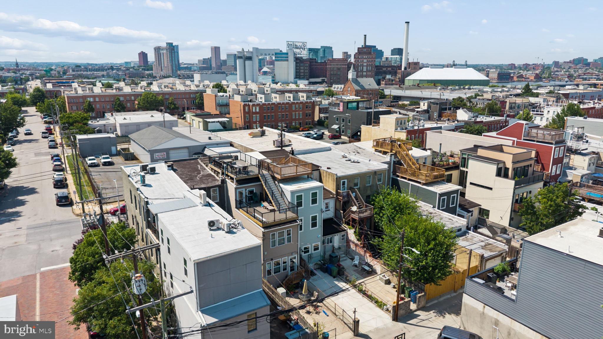 LOCUST POINT - Residential