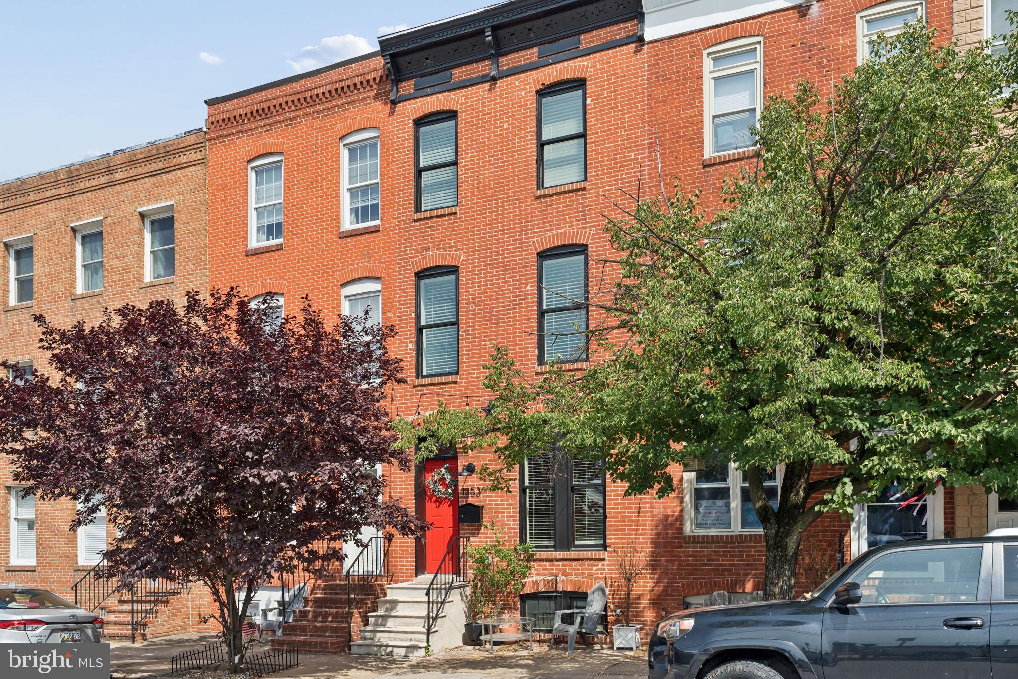 LOCUST POINT - Residential