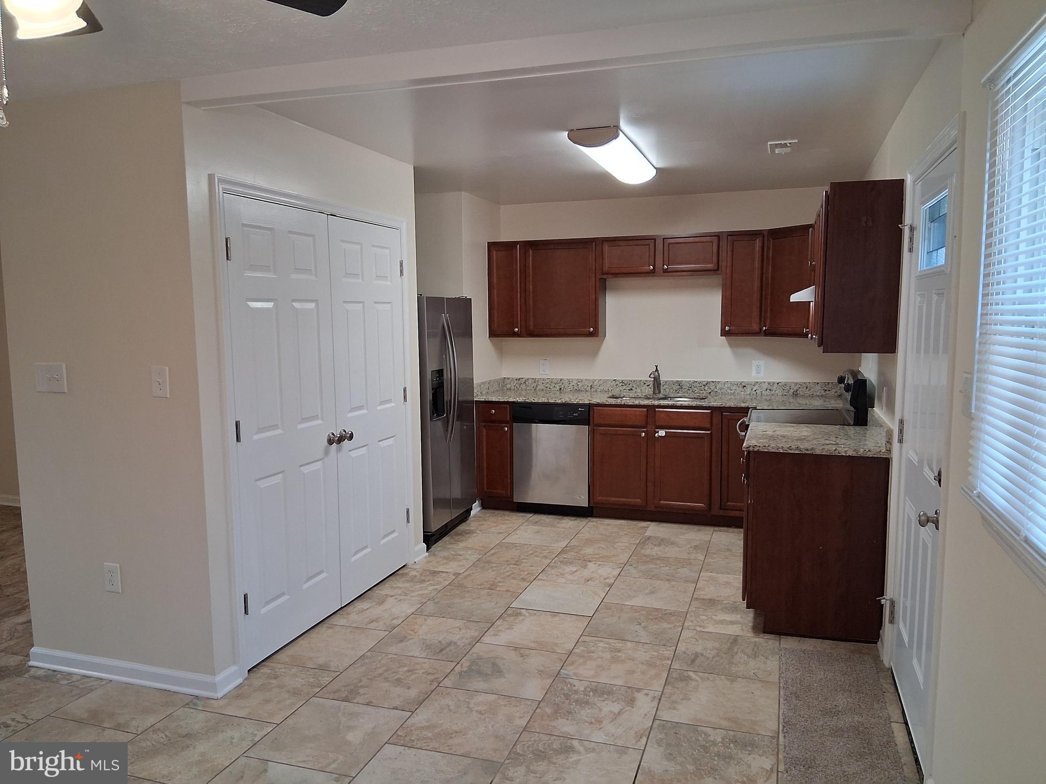 ROYAL VIEW ESTATES - Residential