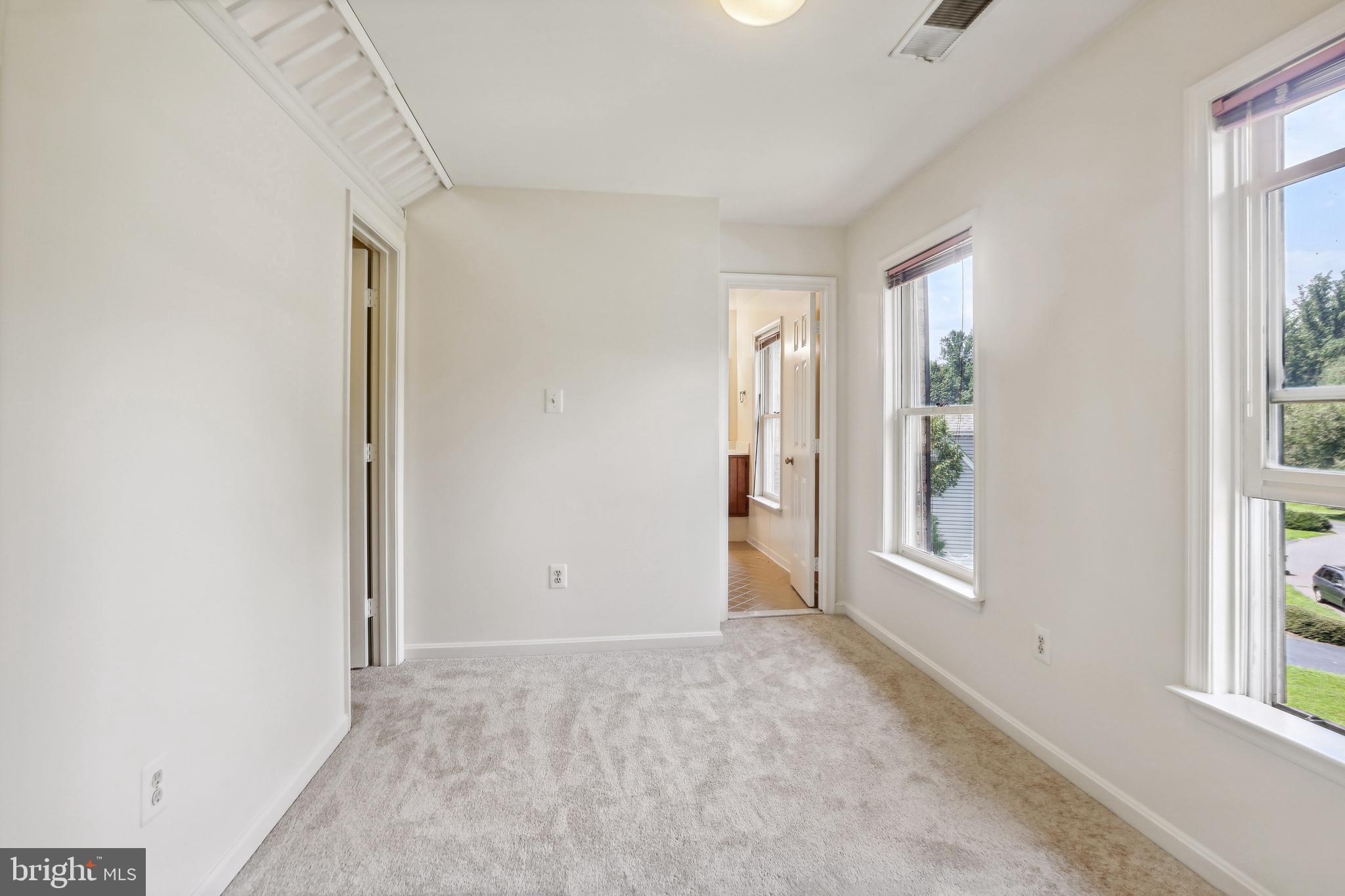 BRADDOCK FOREST - Residential Lease