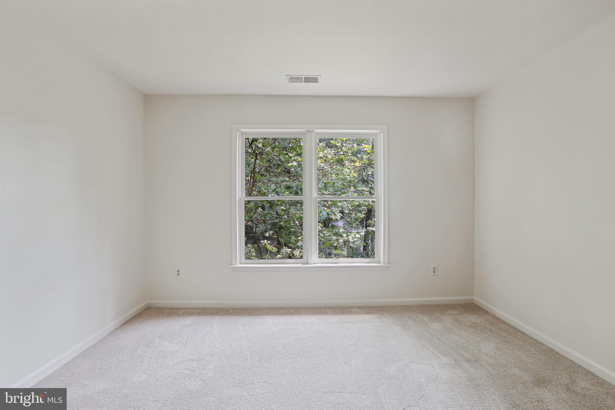 BRADDOCK FOREST - Residential Lease